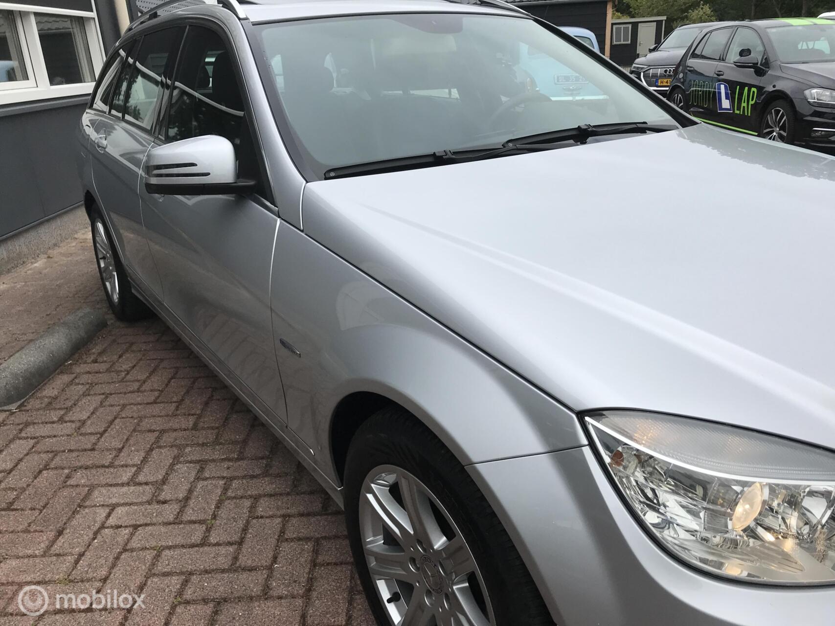 Foto van Mercedes-Benz C 180 Kompressor