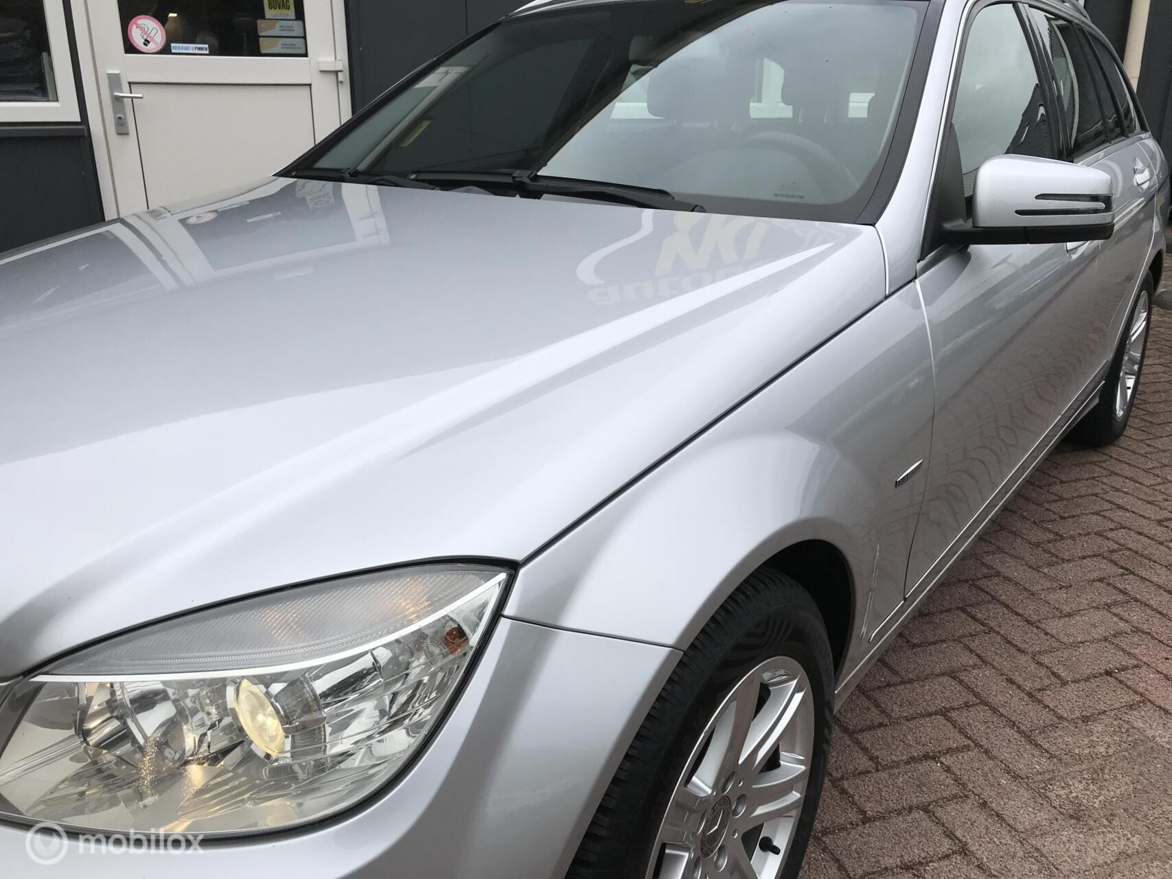 Foto van Mercedes-Benz C 180 Kompressor