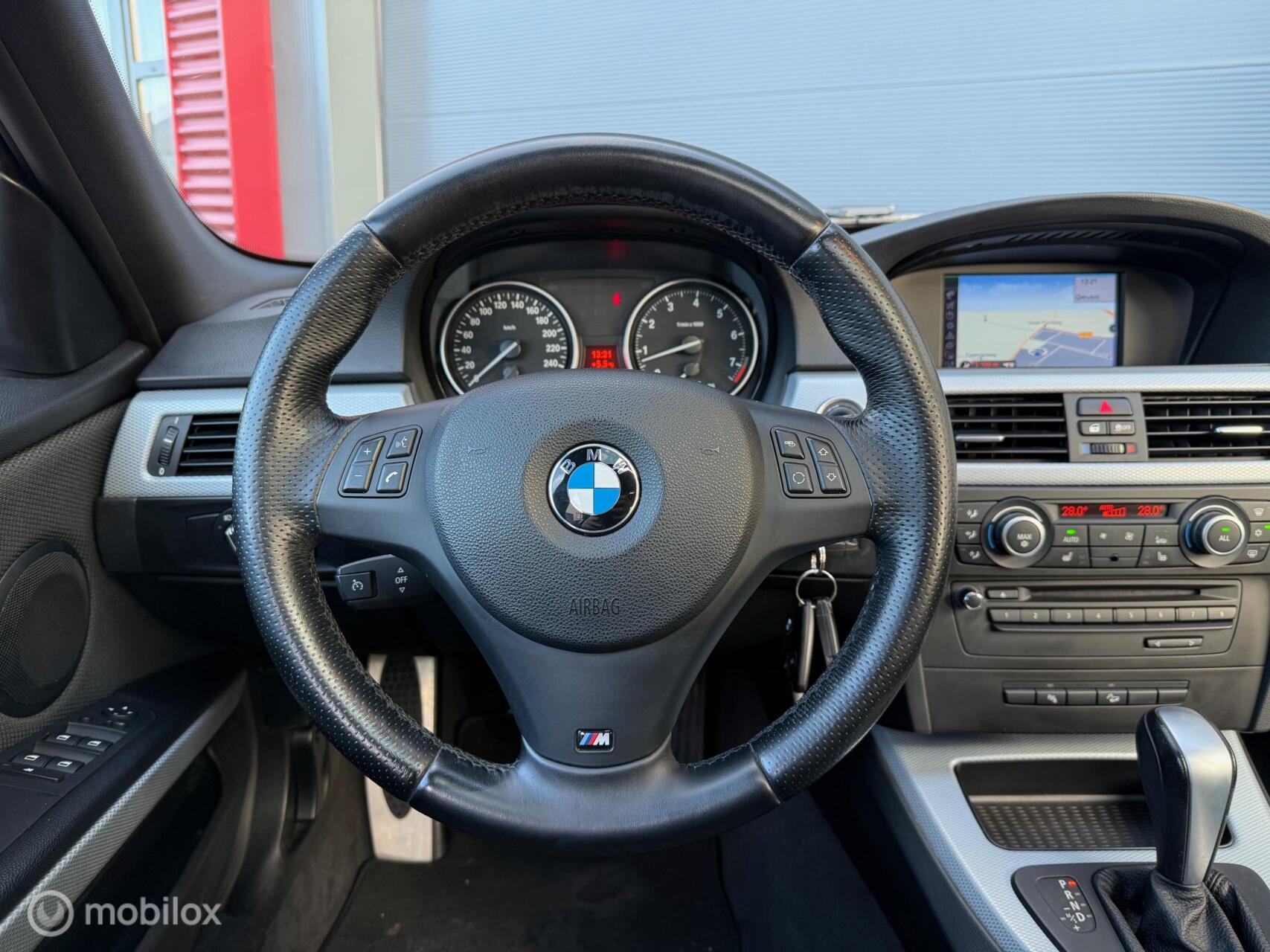 Foto van BMW 330i xDrive