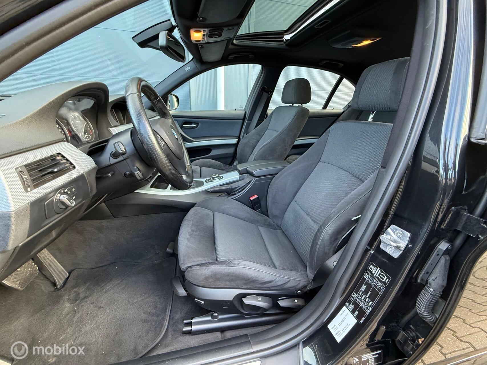 Foto van BMW 330i xDrive