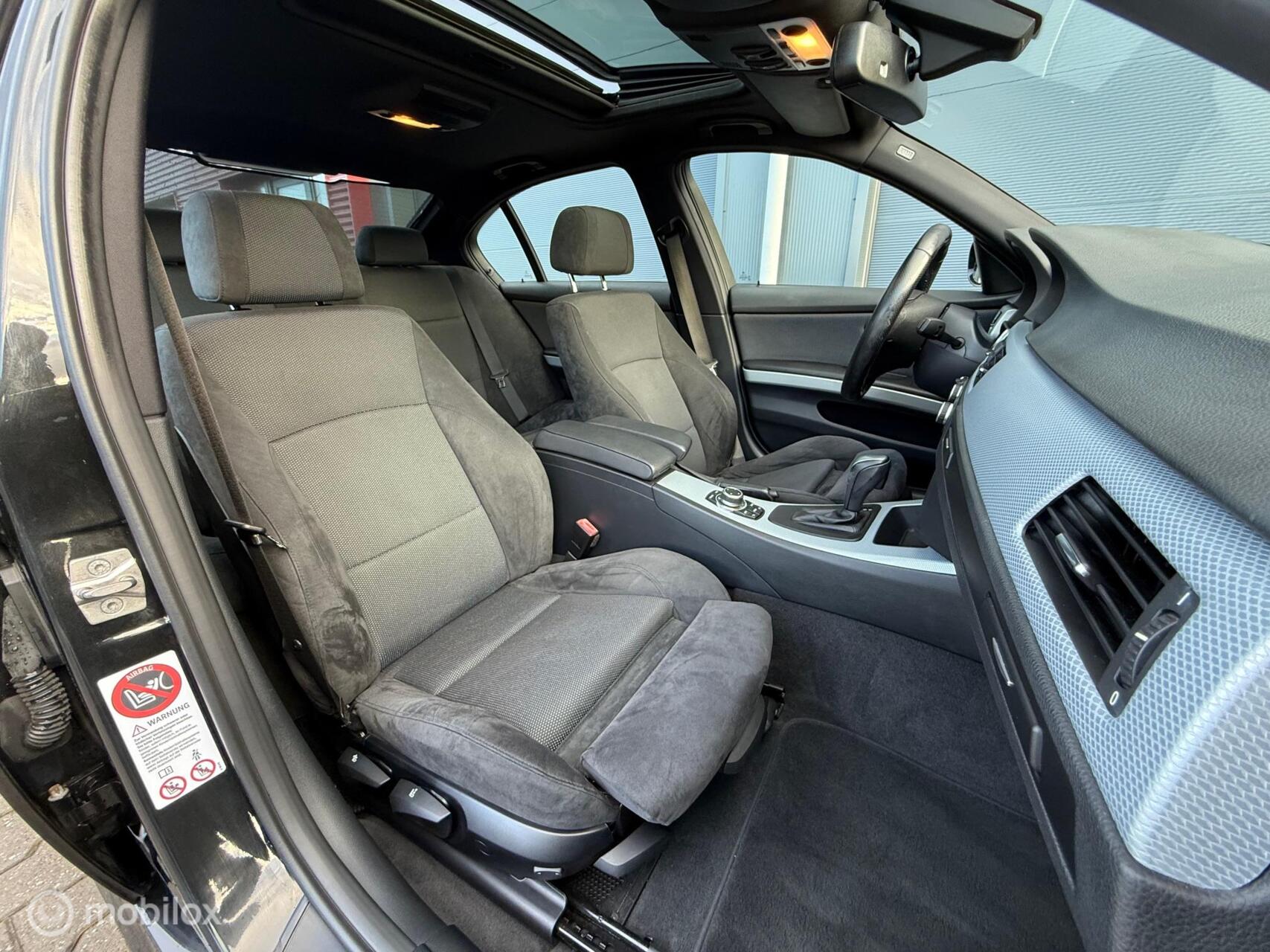 Foto van BMW 330i xDrive