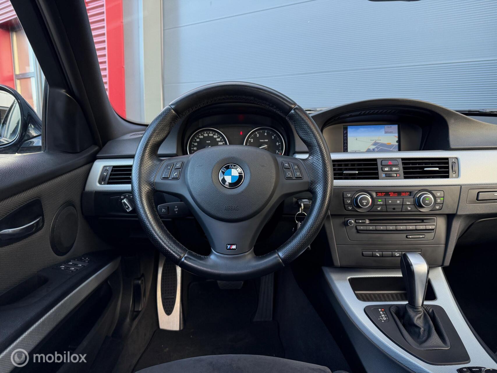 Foto van BMW 330i xDrive