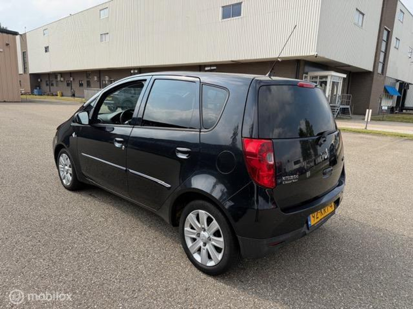 Foto van Mitsubishi Mitsubishi Colt