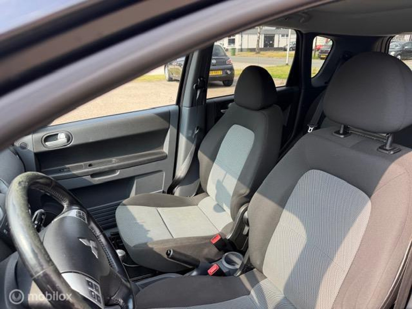 Foto van Mitsubishi Mitsubishi Colt
