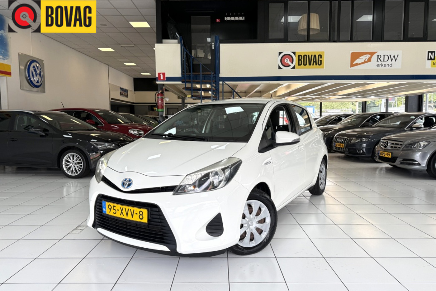 Toyota Toyota Yaris Hybrid 1.5 Full Hybrid Asp Bovag Garantie Automaat 2012 - voorkant