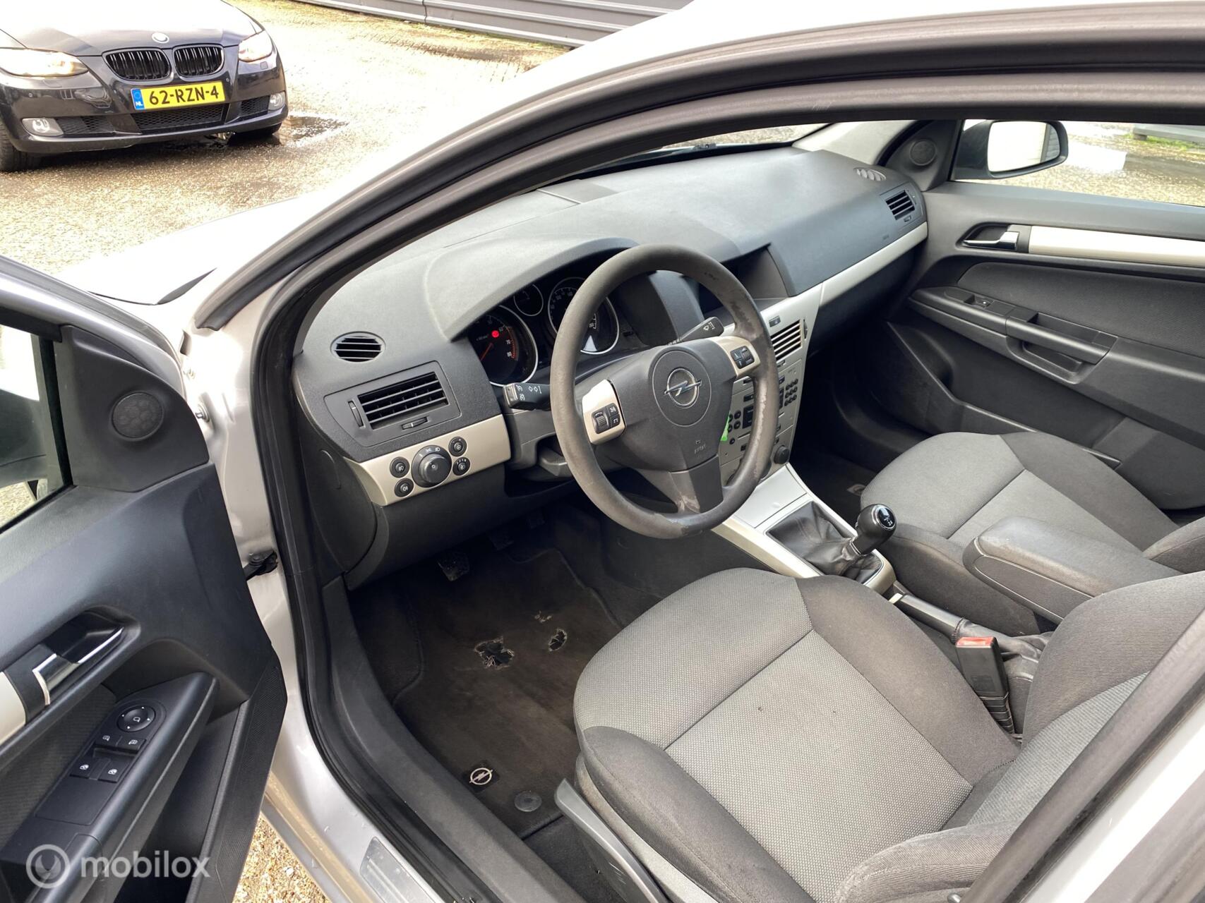 Foto van Opel Astra Wagon