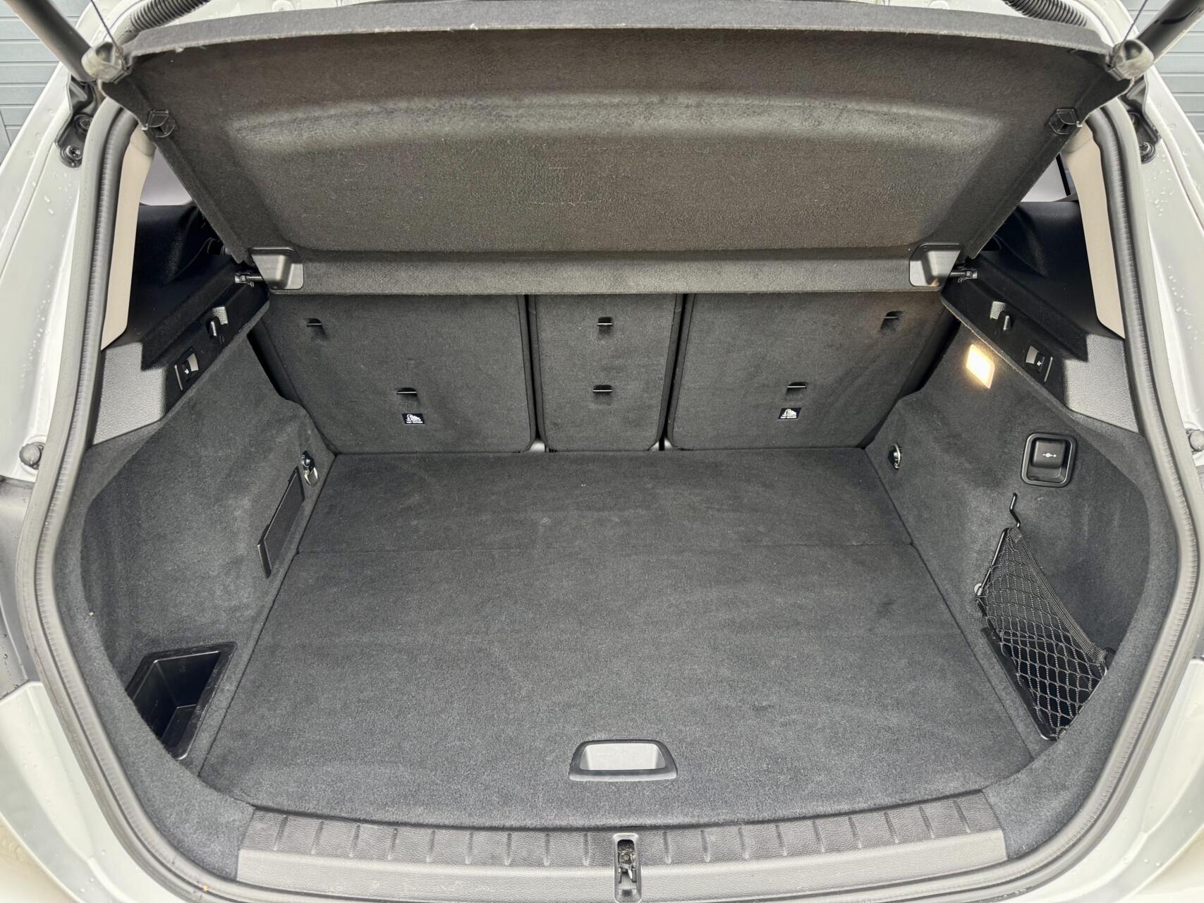 Foto van BMW 220i Active Tourer