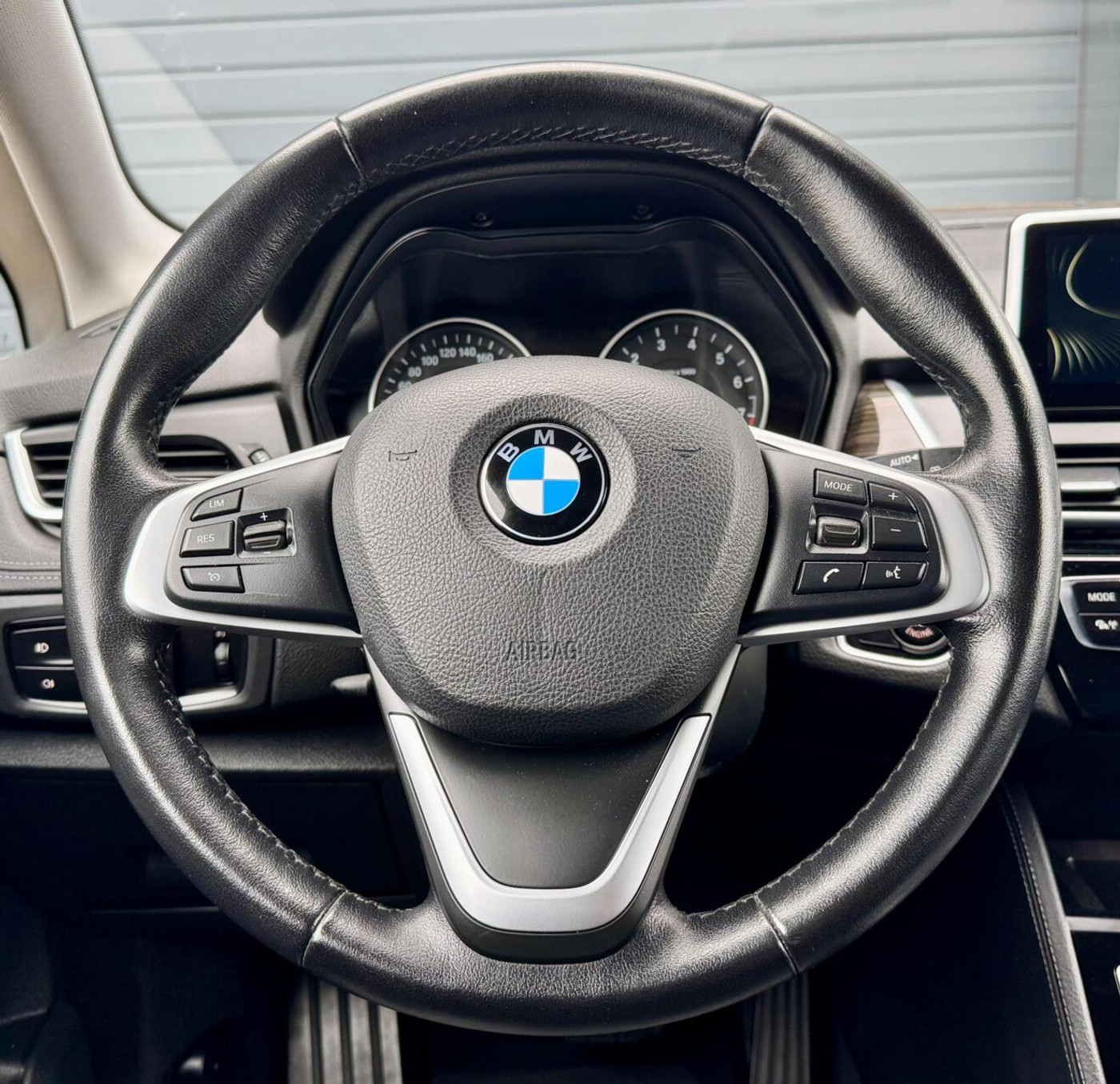 Foto van BMW 220i Active Tourer