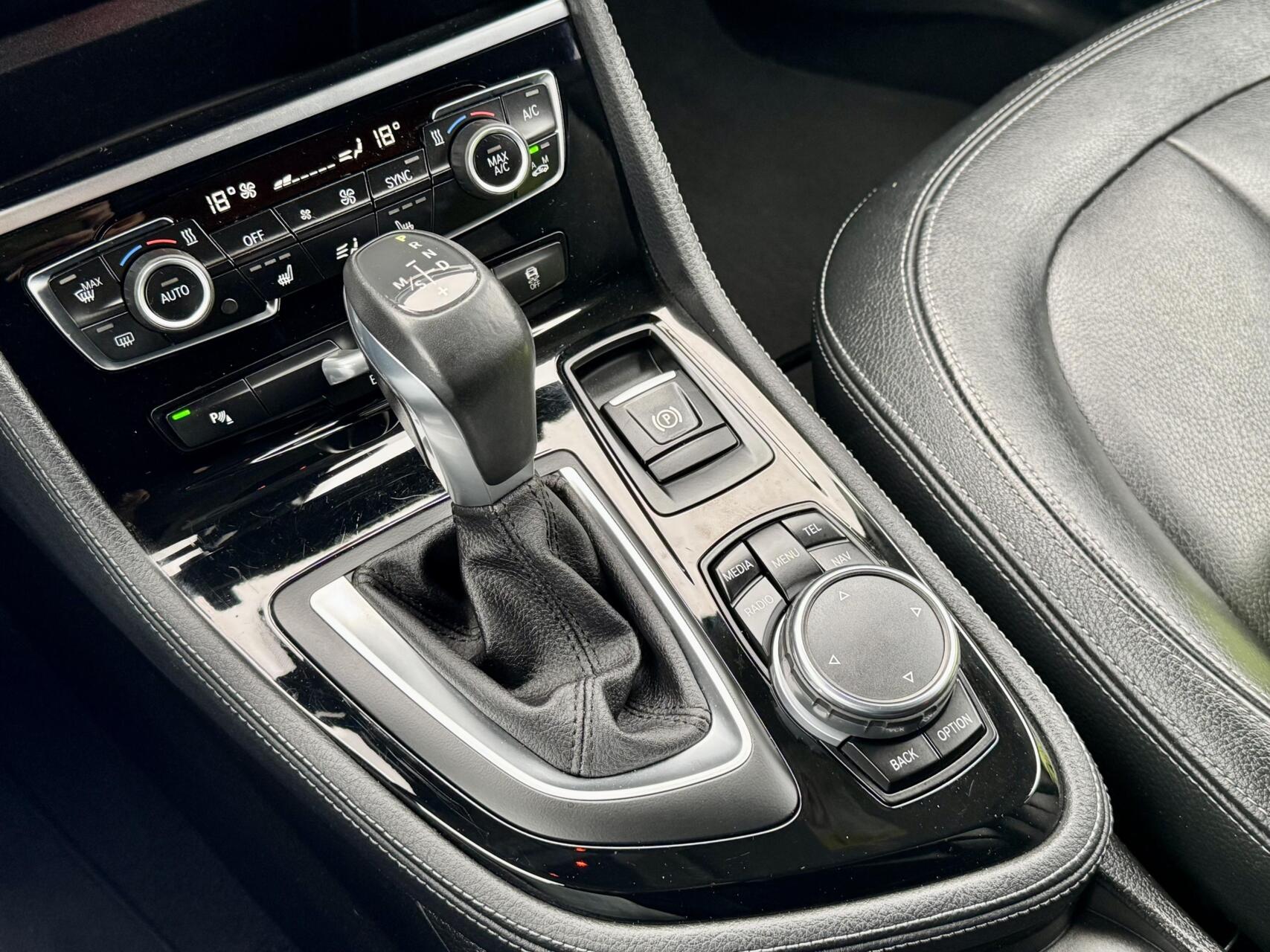 Foto van BMW 220i Active Tourer