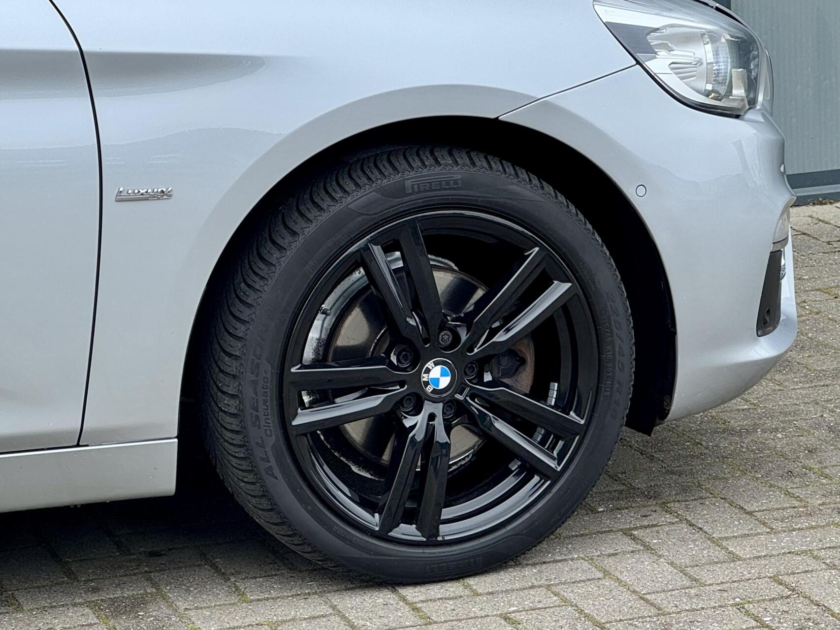 Foto van BMW 220i Active Tourer