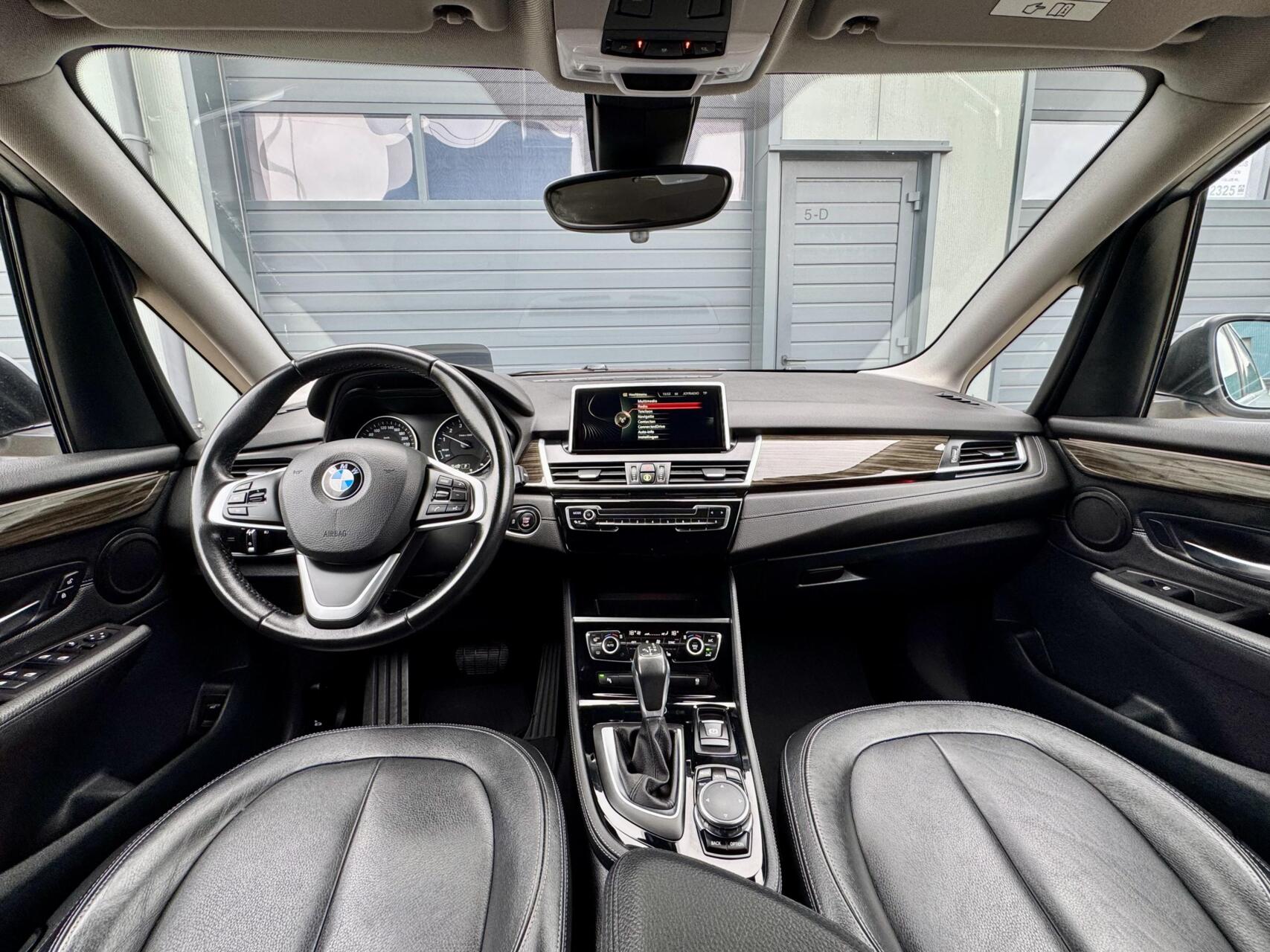 Foto van BMW 220i Active Tourer