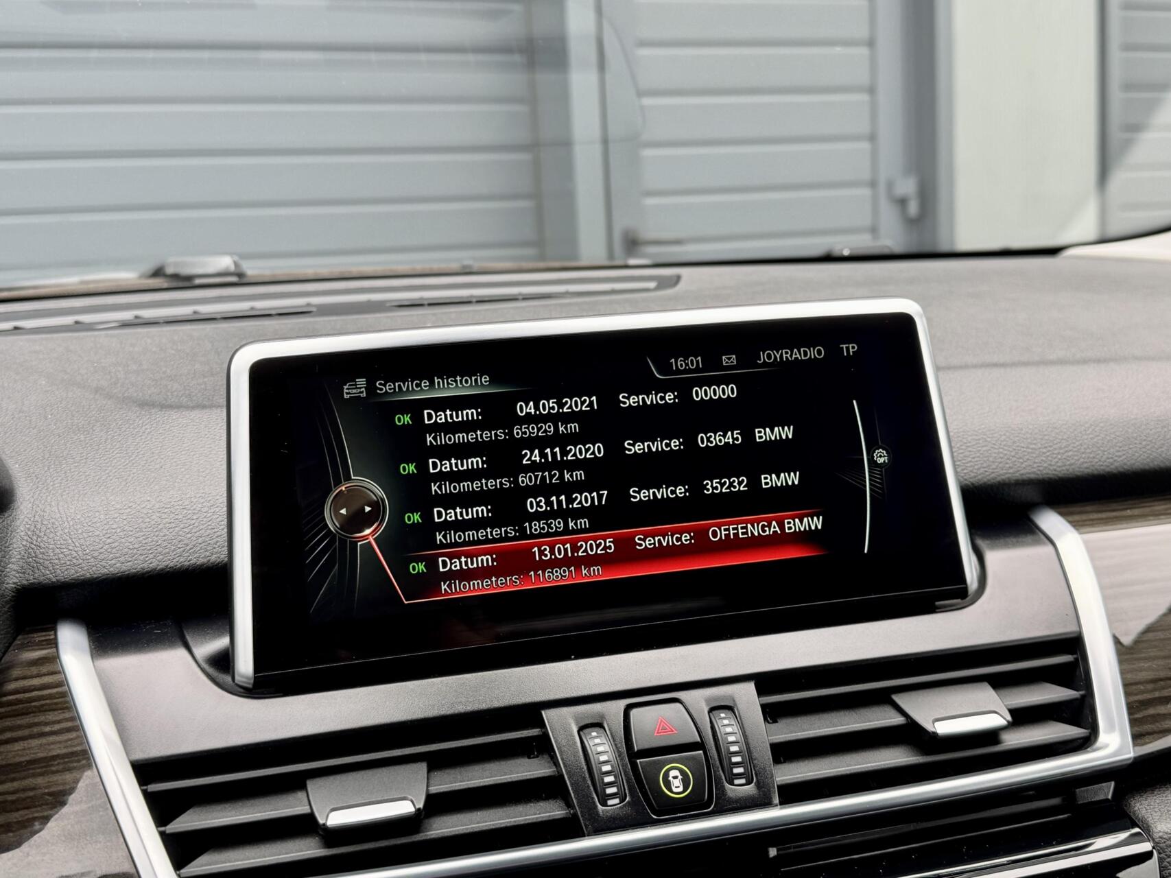 Foto van BMW 220i Active Tourer