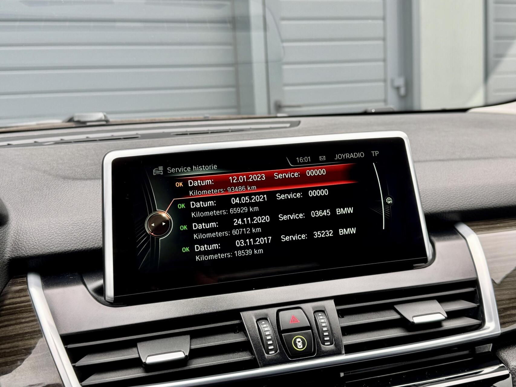 Foto van BMW 220i Active Tourer