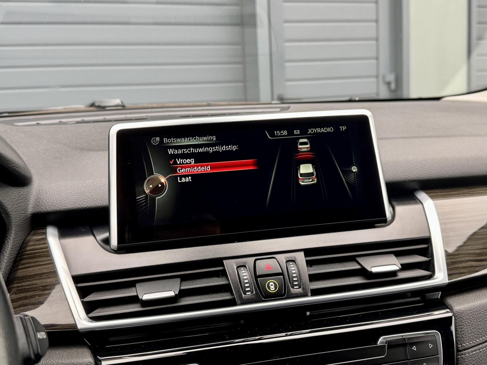 Foto van BMW 220i Active Tourer