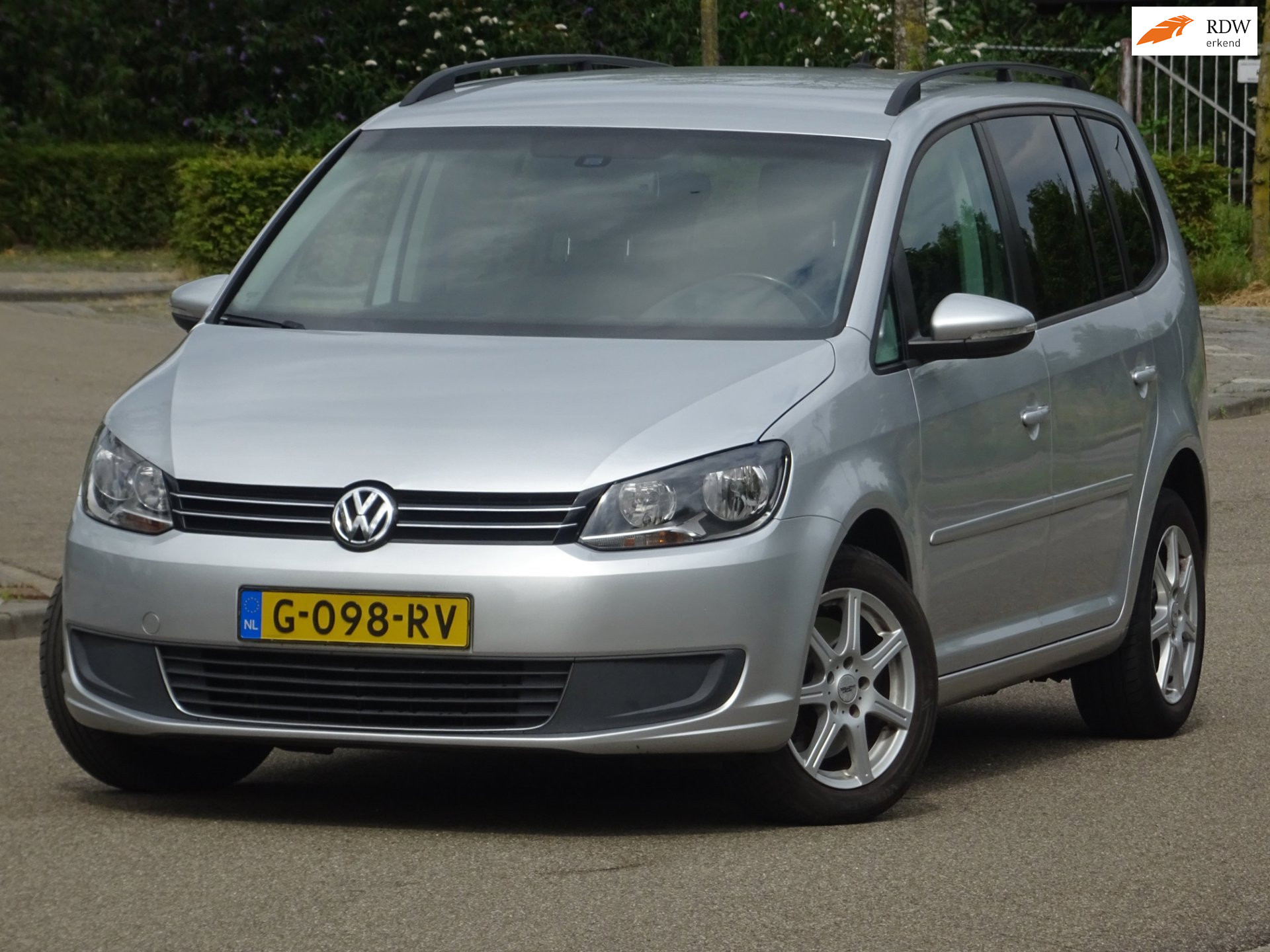 Volkswagen Touran 1.4 TSI Comfortline 7PERS NAVI/CRUISE/PDC 2014 - voorkant