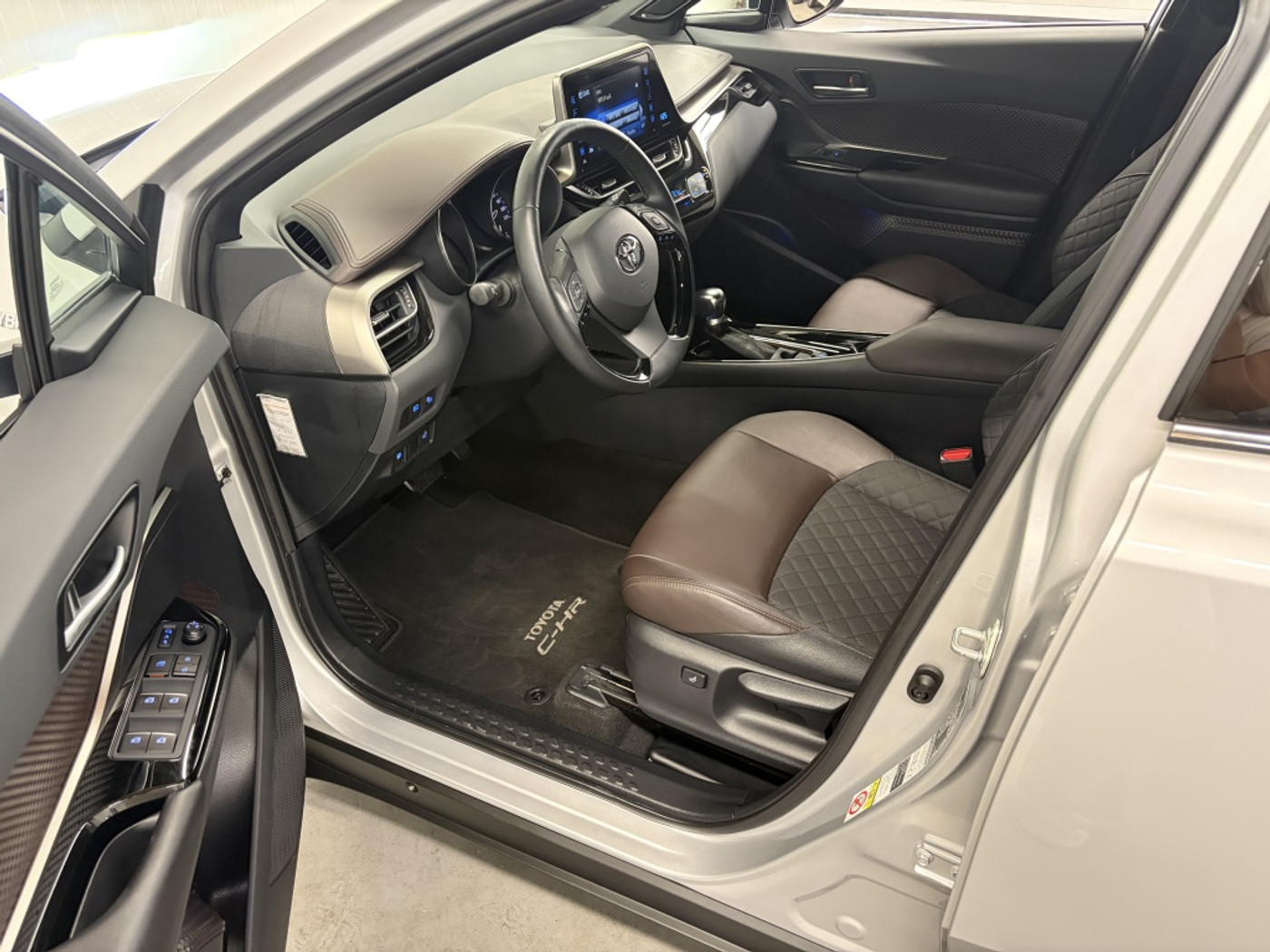 Foto van Toyota Toyota C-hr
