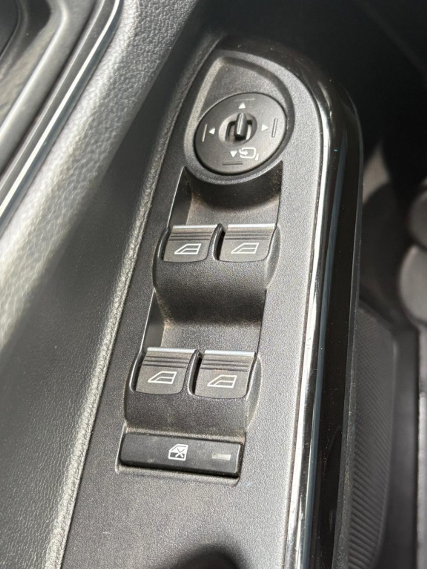 Foto van Ford B-max