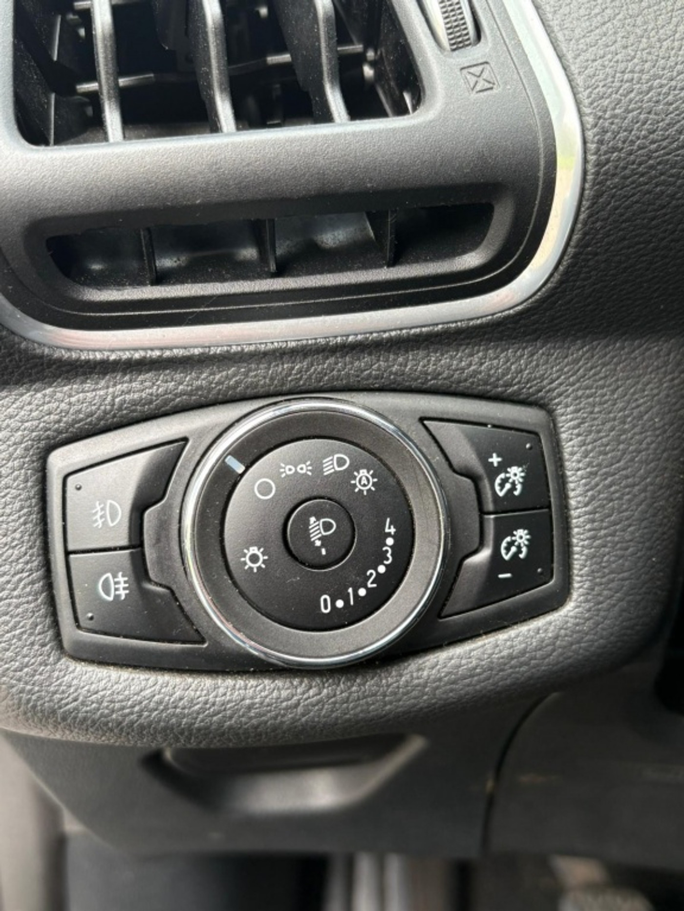Foto van Ford B-max