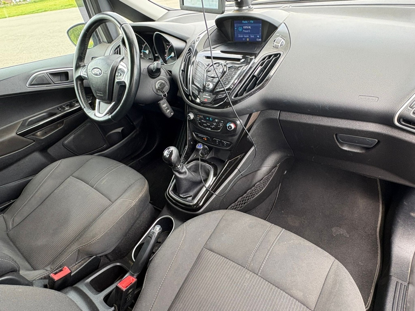 Foto van Ford B-max