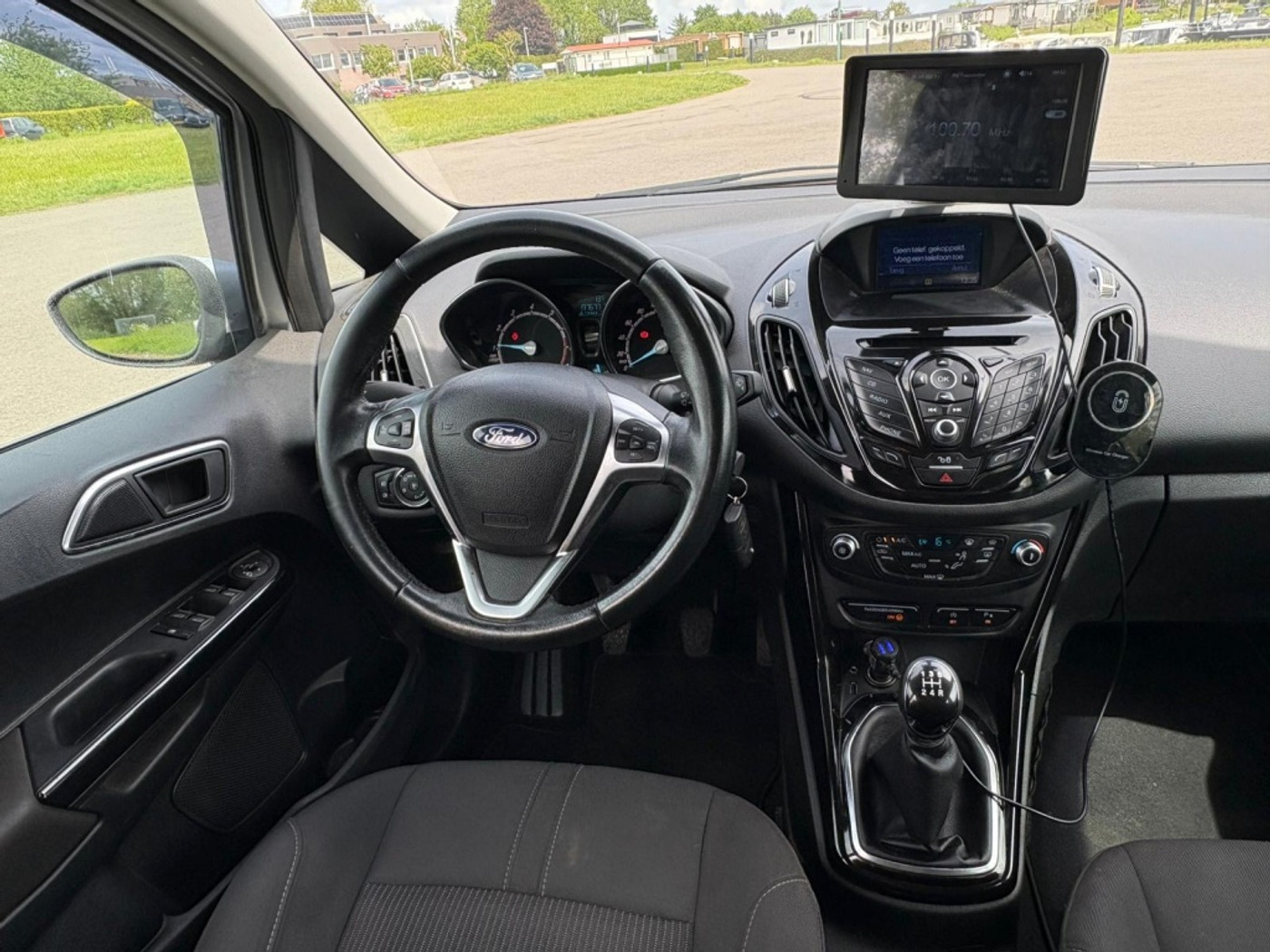 Foto van Ford B-max