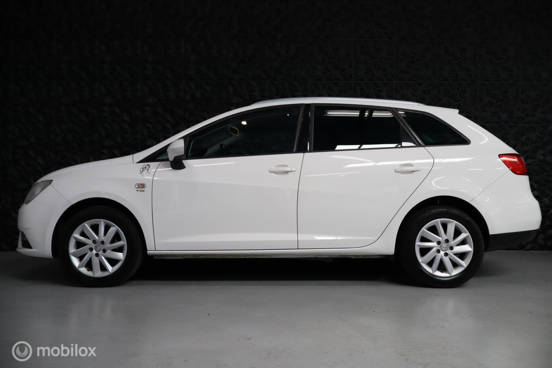 Foto van Seat Ibiza ST
