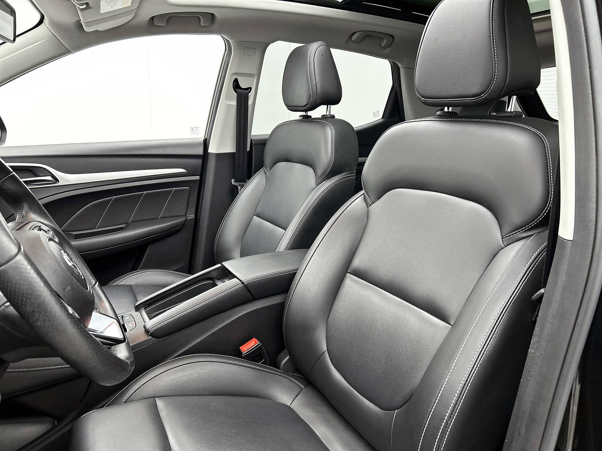 Foto van MG MG ZS Ev