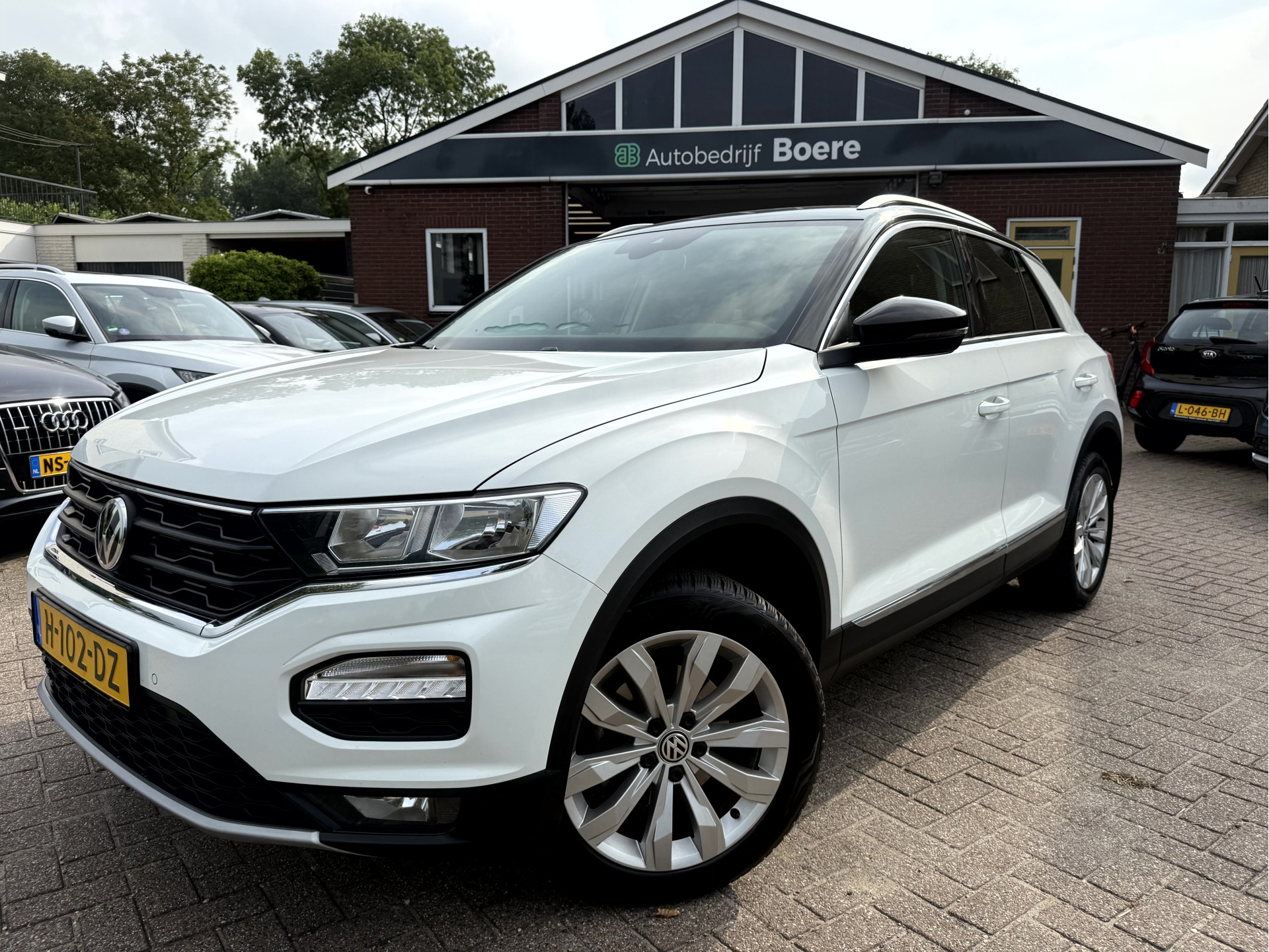 Volkswagen T-roc 1.5 TSI 150pk Style Business 2020 - voorkant