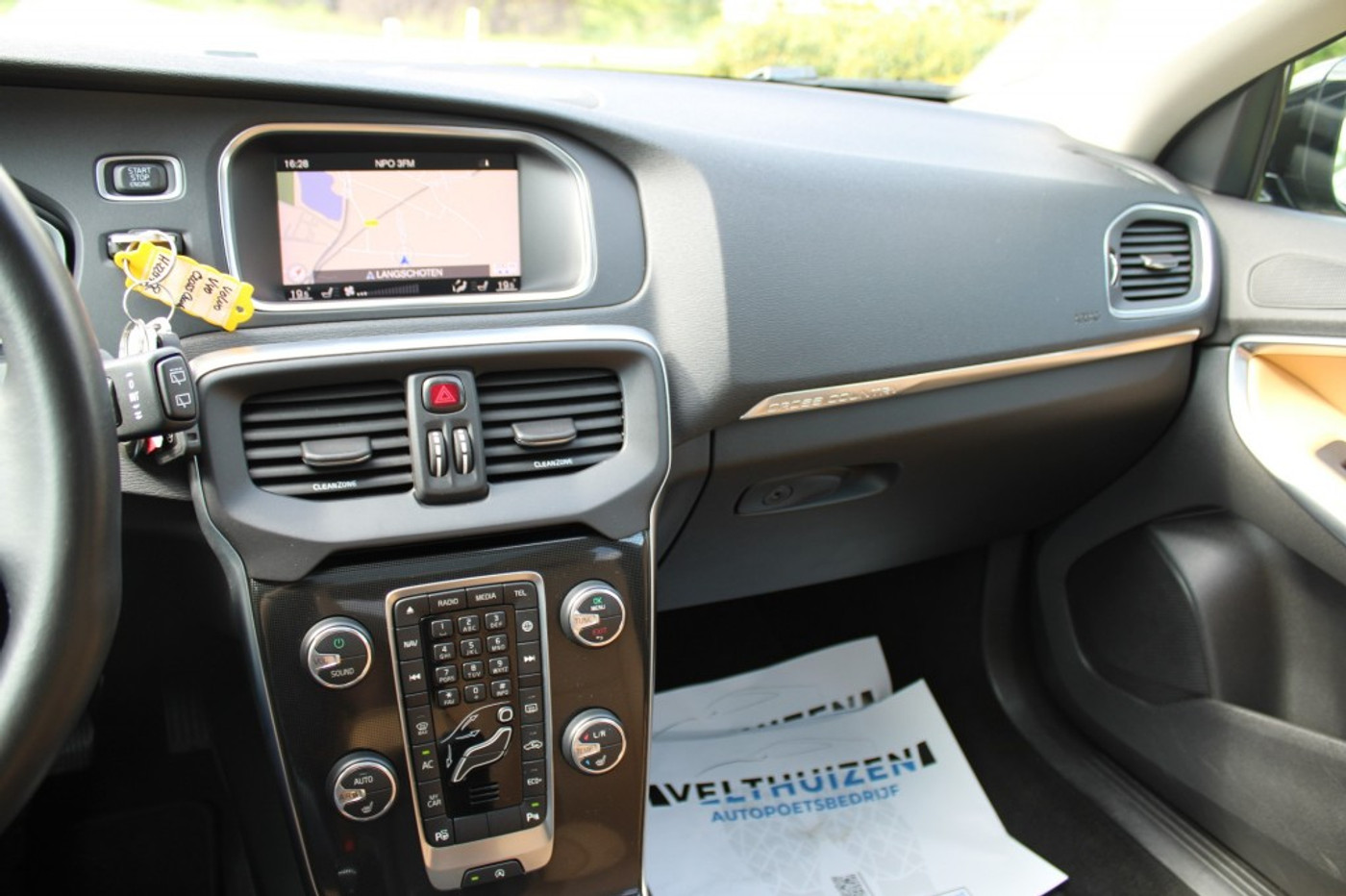 Foto van Volvo V40 Cross Country