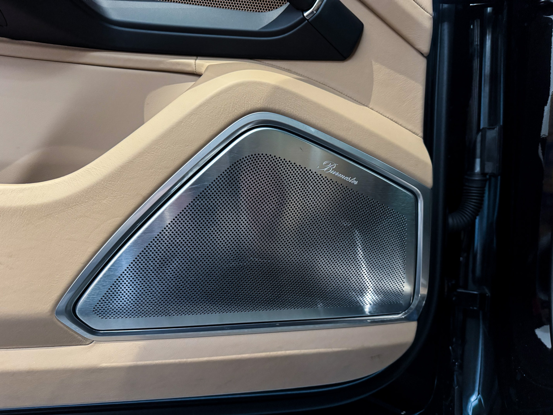 Foto van Porsche Cayenne E-hybrid