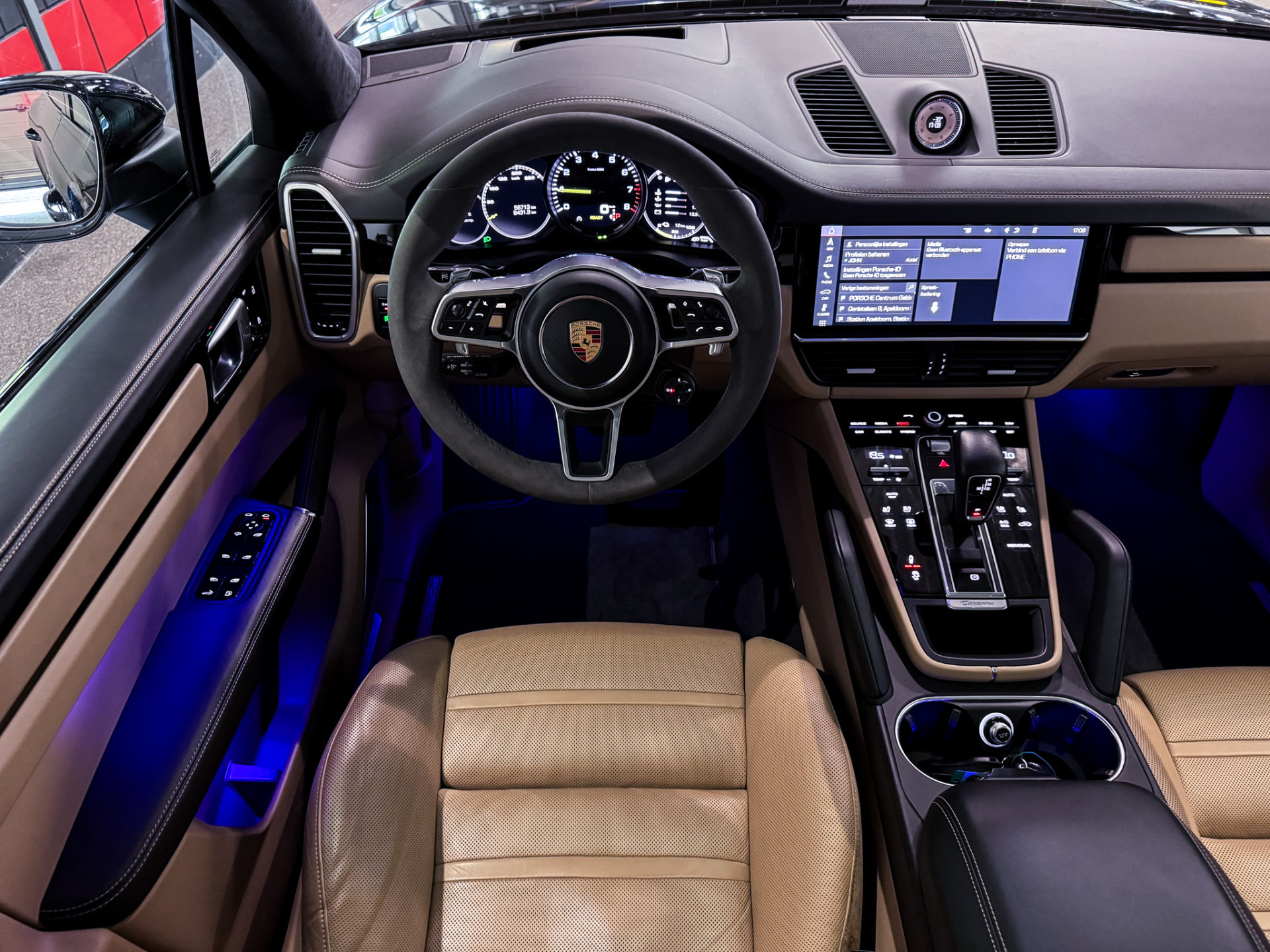 Foto van Porsche Cayenne E-hybrid