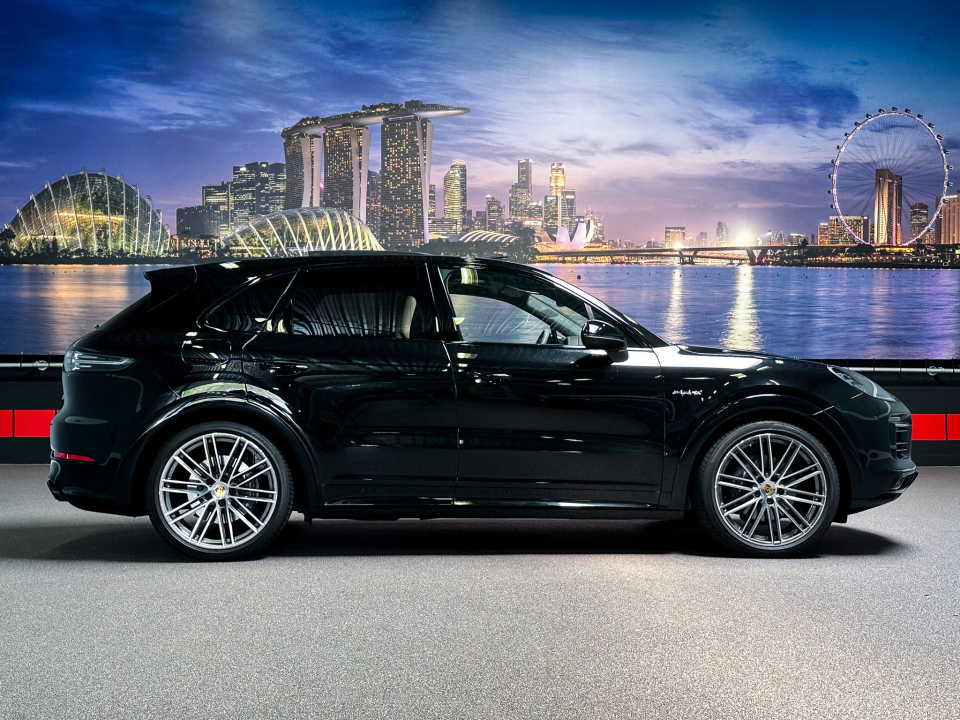 Foto van Porsche Cayenne E-hybrid