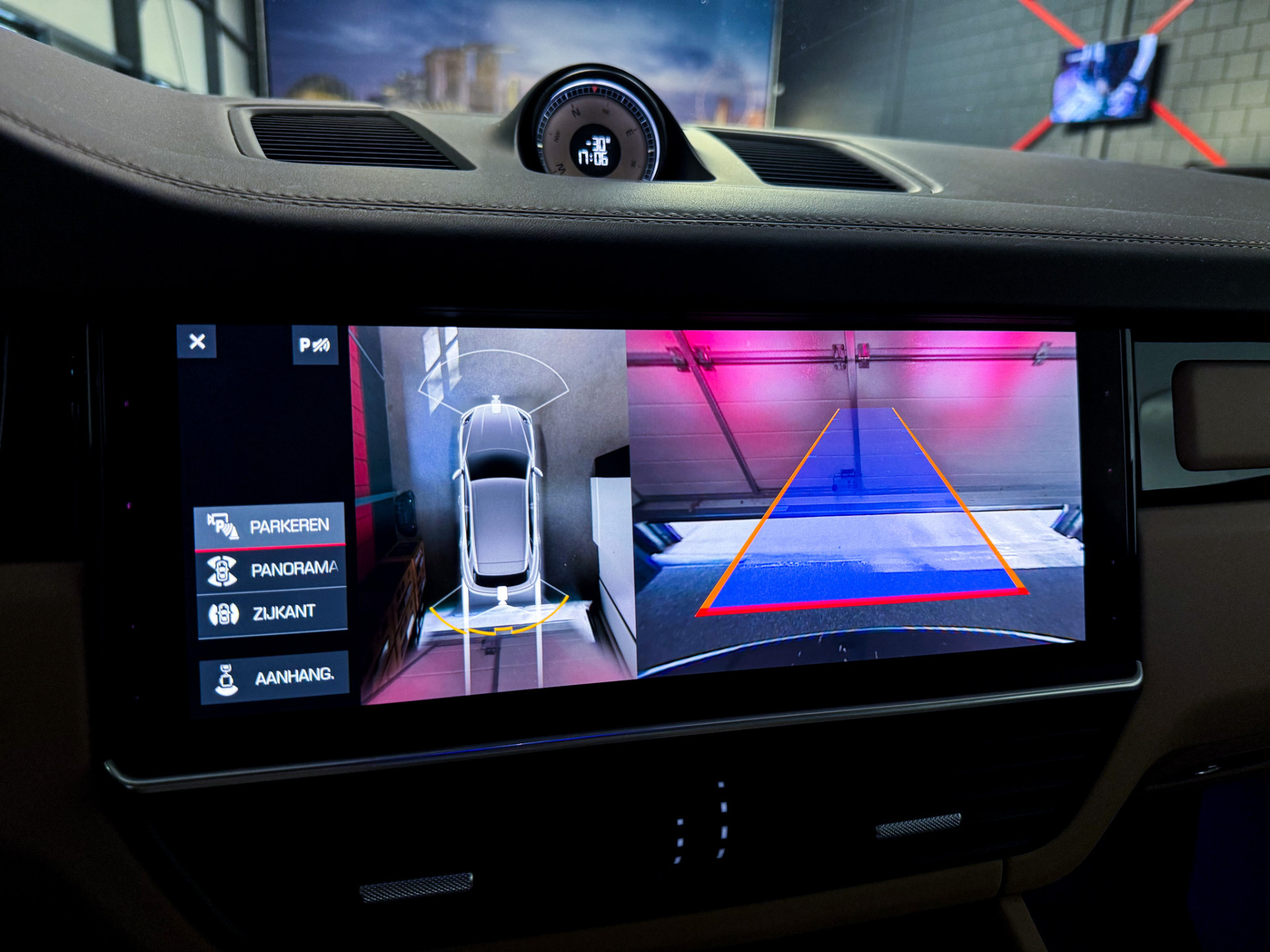 Foto van Porsche Cayenne E-hybrid