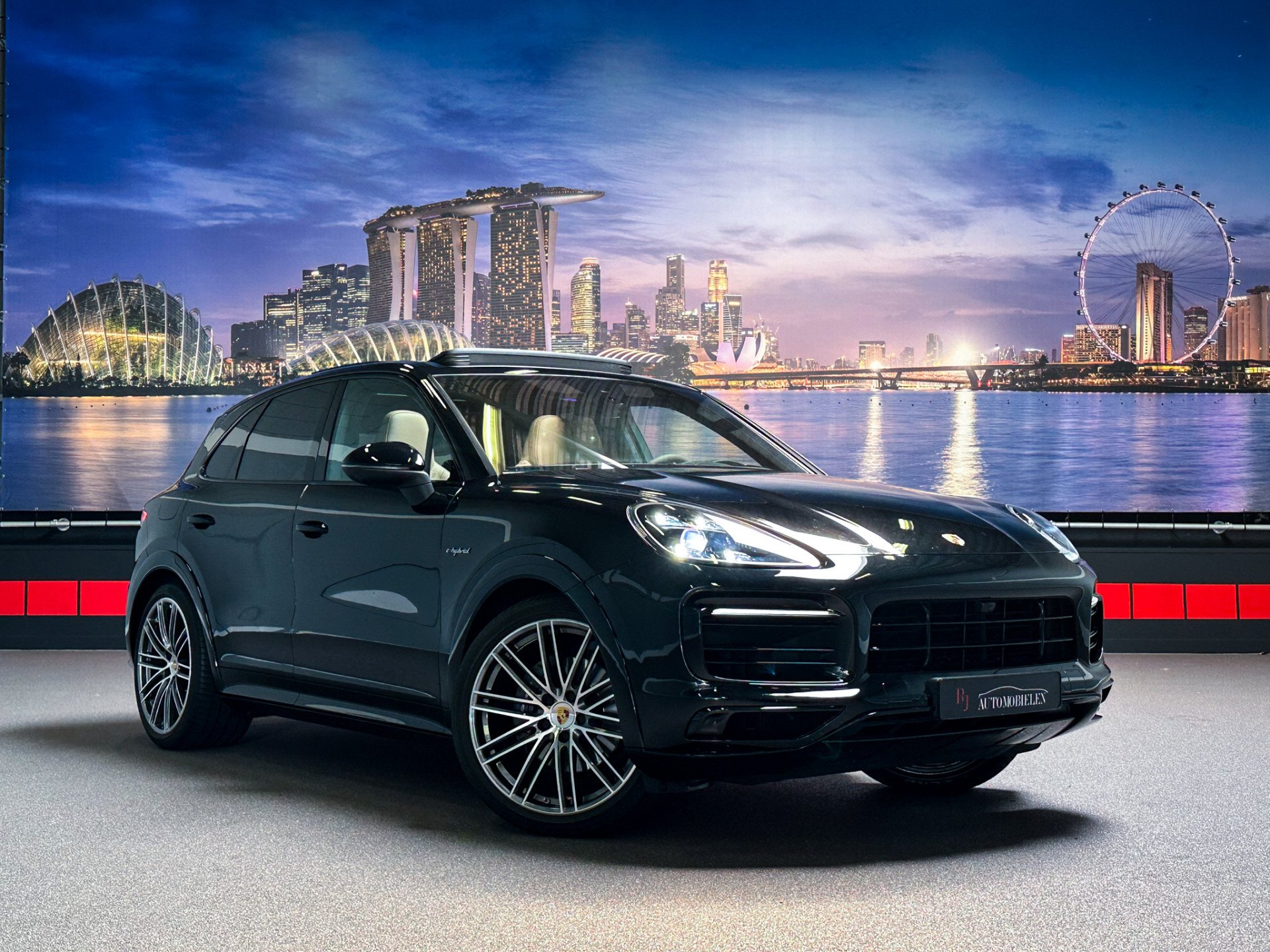 Foto van Porsche Cayenne E-hybrid