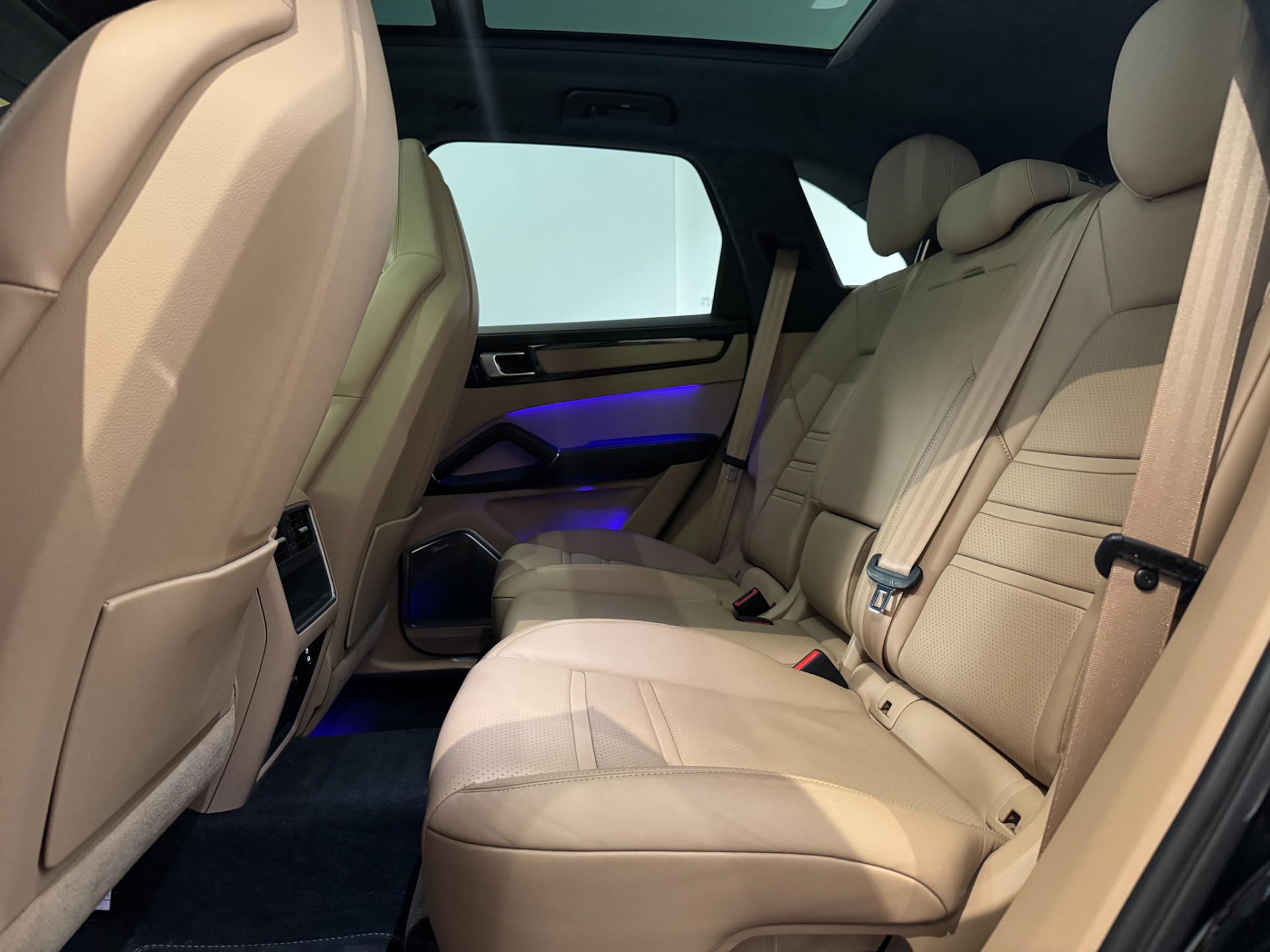 Foto van Porsche Cayenne E-hybrid