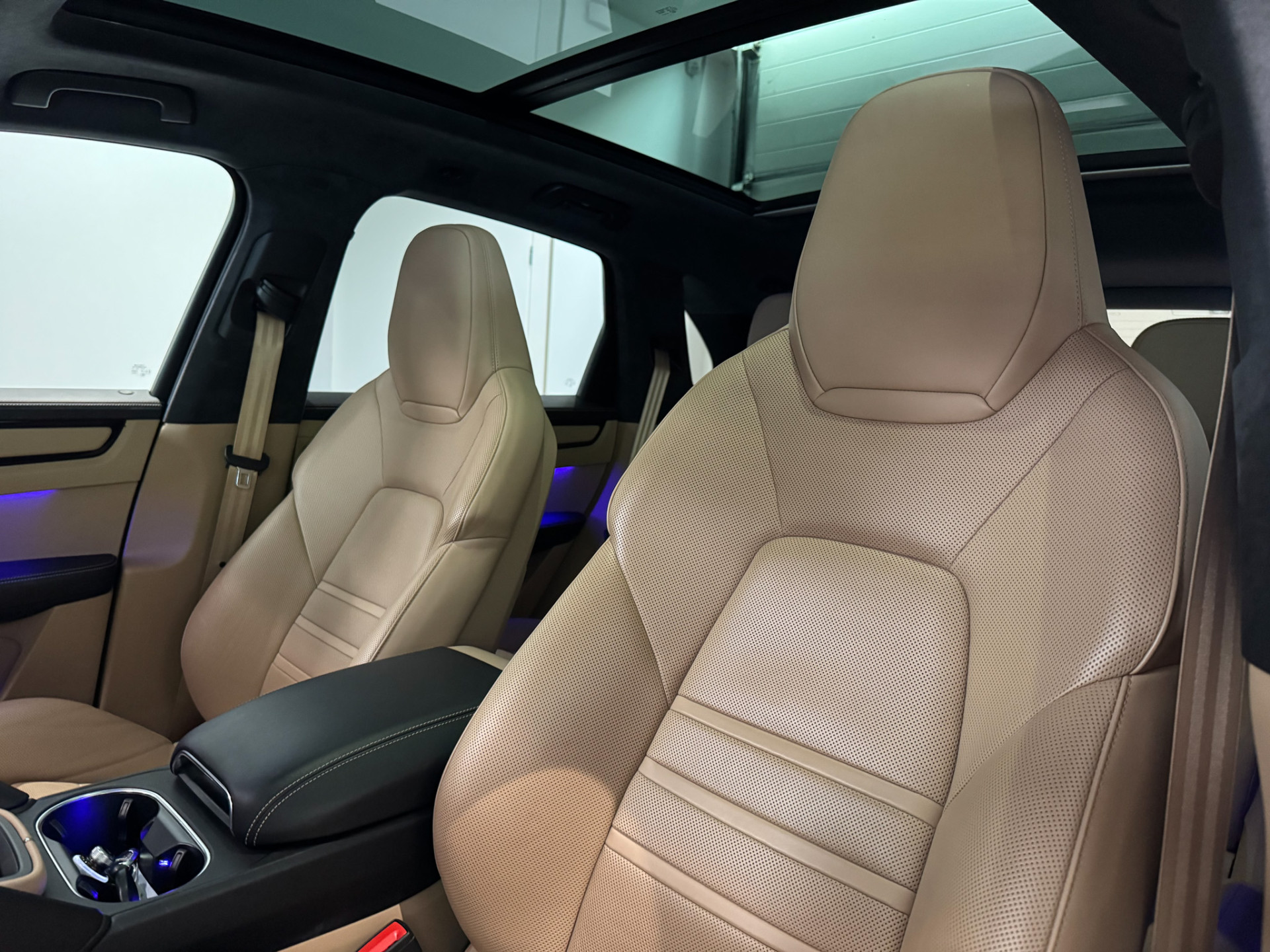 Foto van Porsche Cayenne E-hybrid