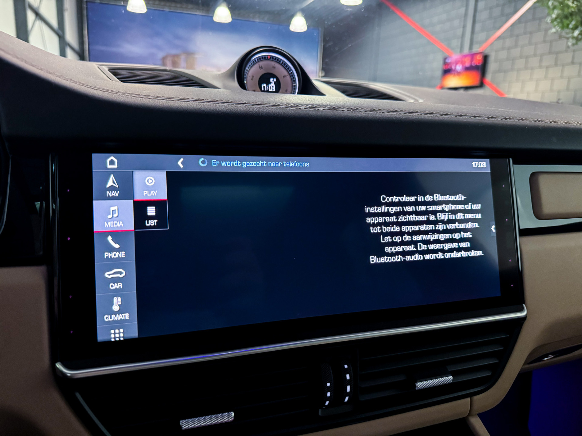 Foto van Porsche Cayenne E-hybrid
