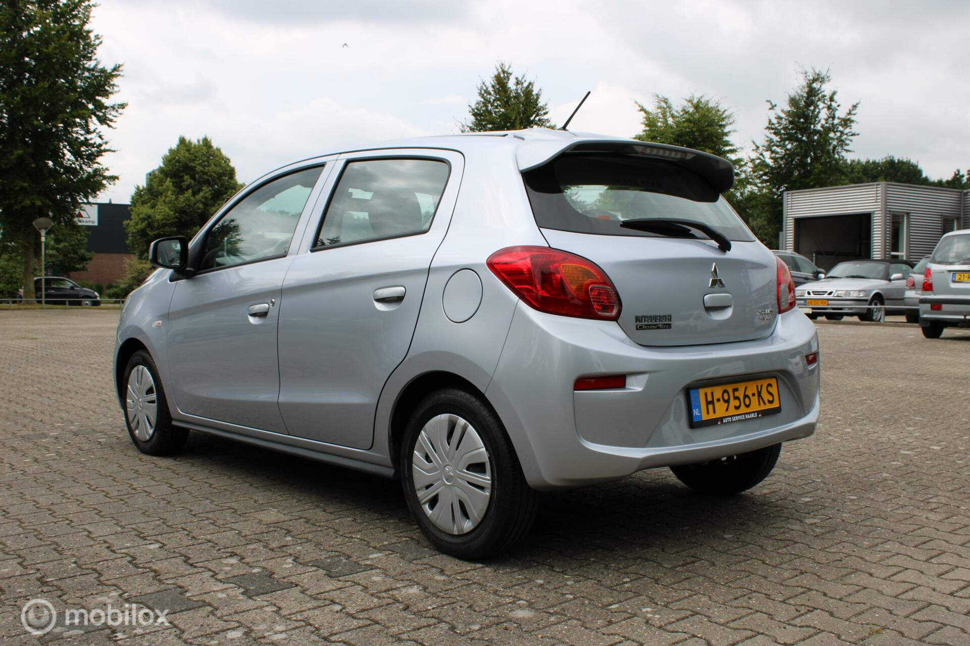 Foto van Mitsubishi Space Star