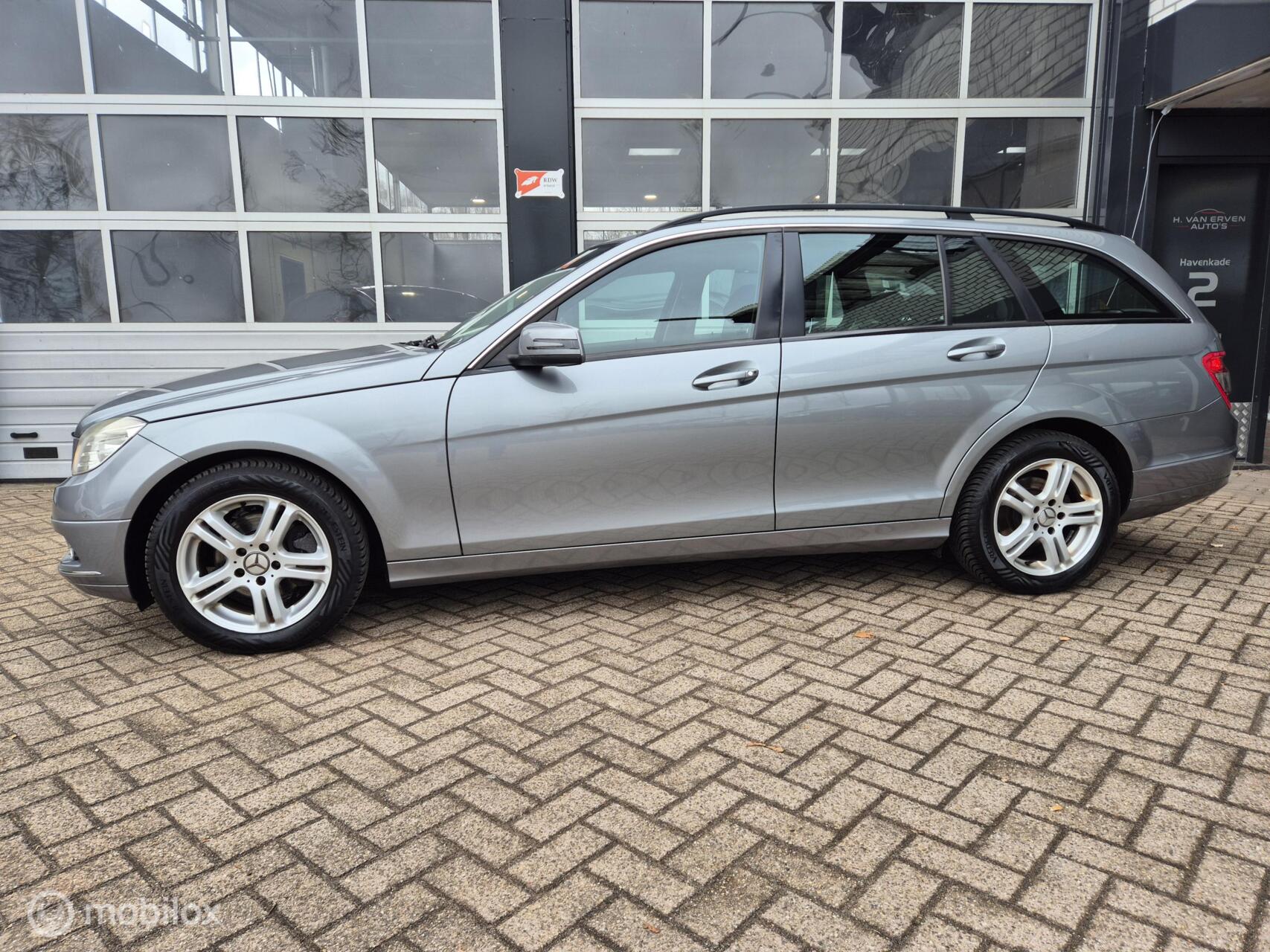 Foto van Mercedes-Benz C 180 Kompressor
