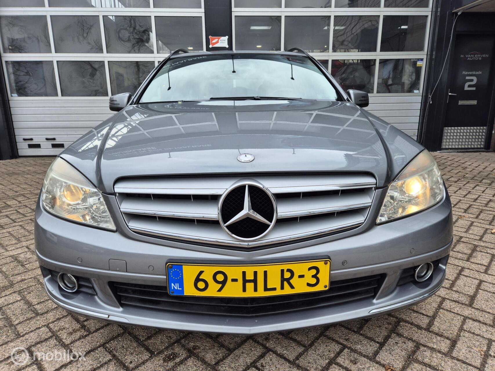 Foto van Mercedes-Benz C 180 Kompressor