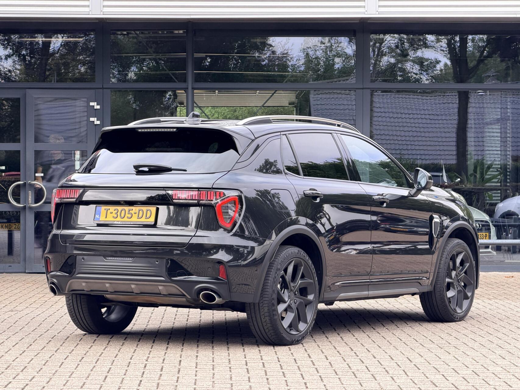 Foto van Lynk&co LYNK & Co 01