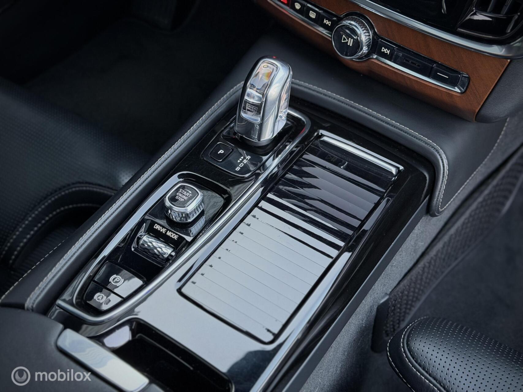 Foto van Volvo S90 T8 Twin Engine