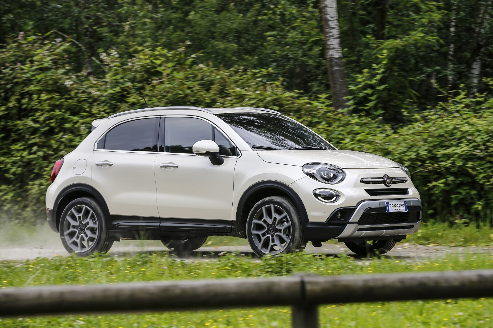 Fiat 500 X Cross 1.0 GSE Cross 2020 - voorkant