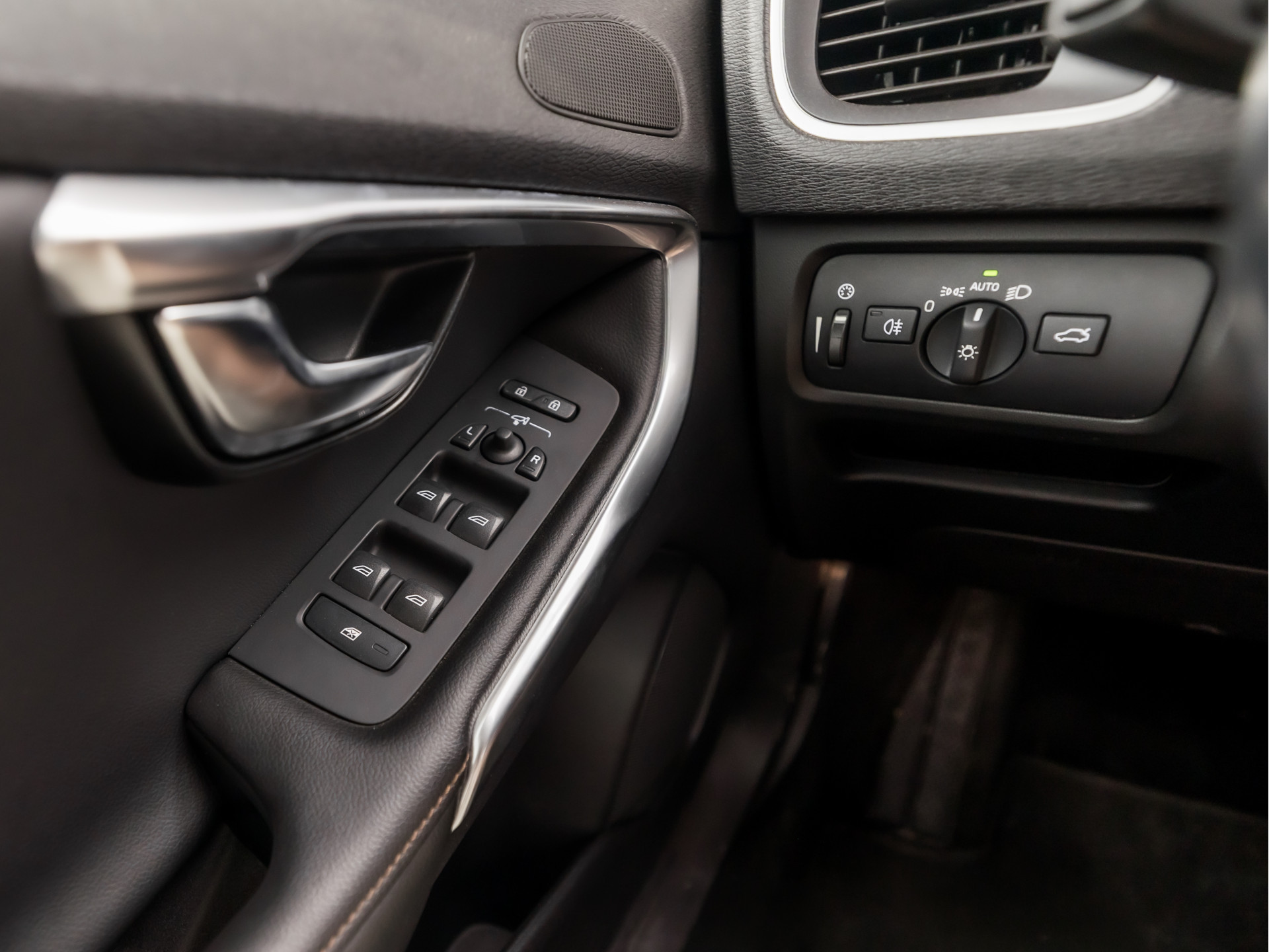 Foto van Volvo V40 Cross Country
