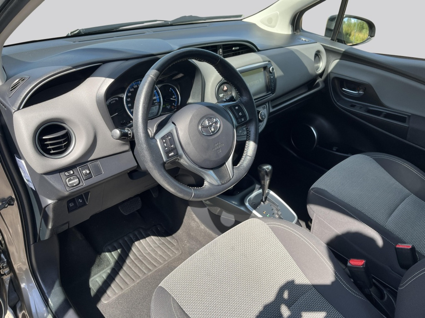 Foto van Toyota Toyota Yaris Hybrid