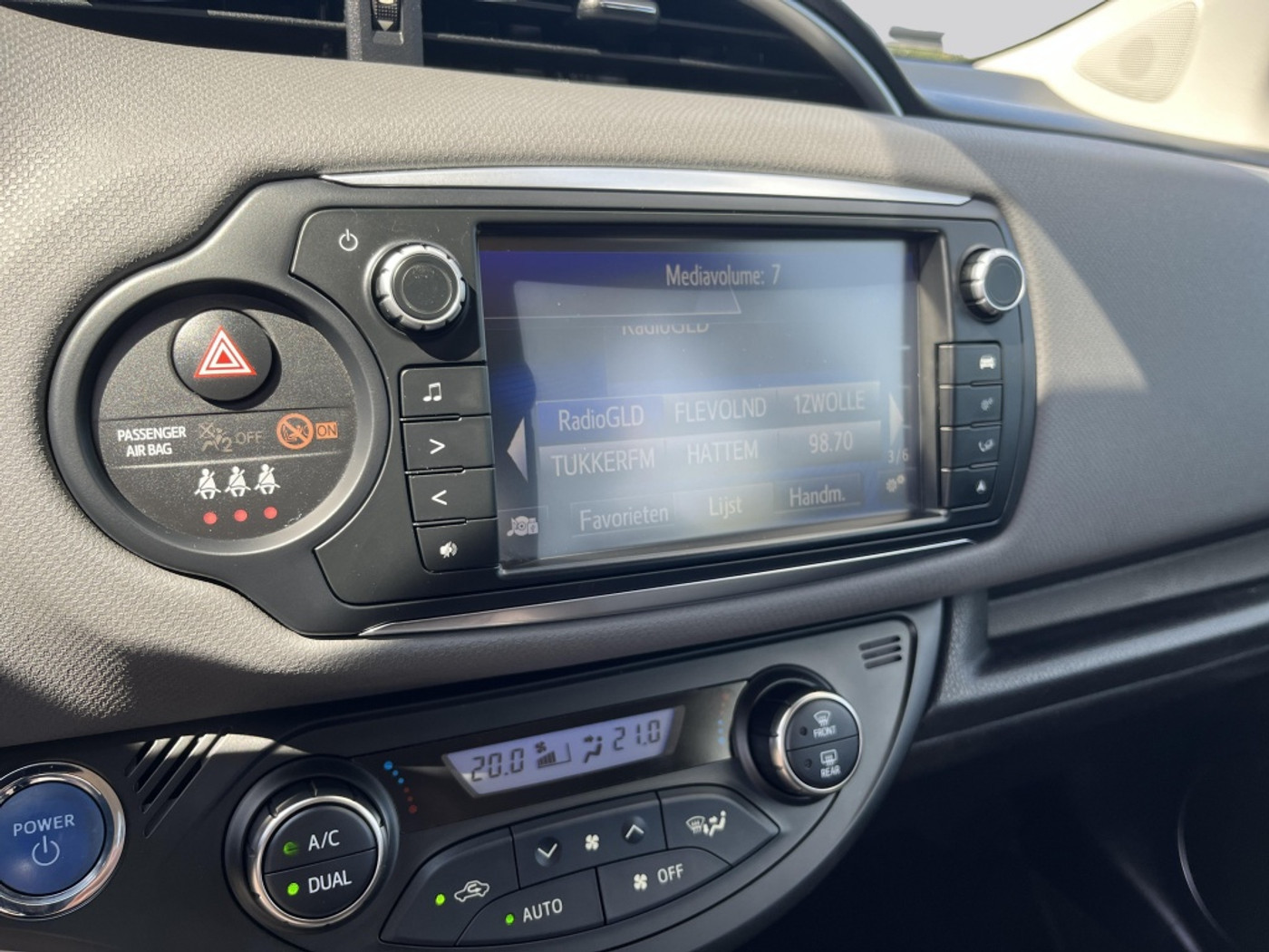 Foto van Toyota Toyota Yaris Hybrid