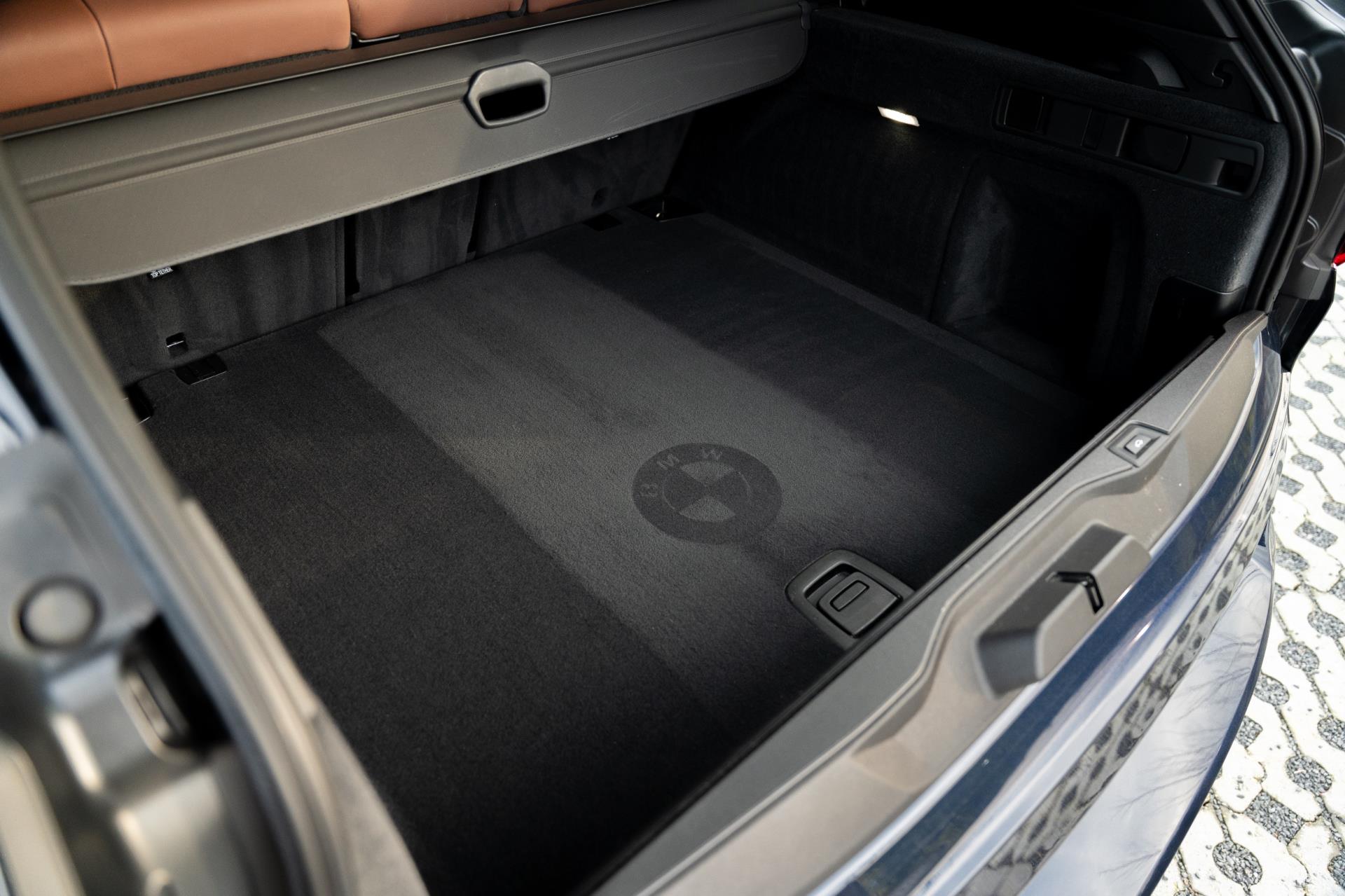 Foto van BMW X5 Xdrive40i