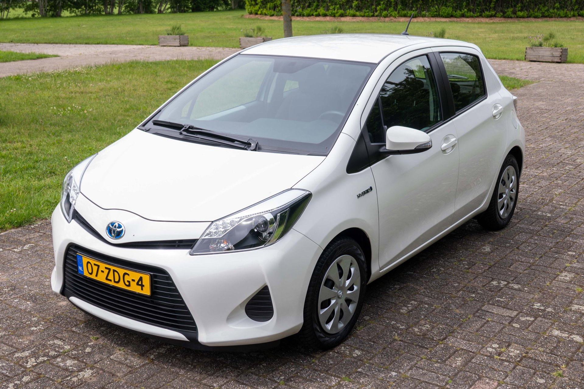 Foto van Toyota Toyota Yaris Hybrid