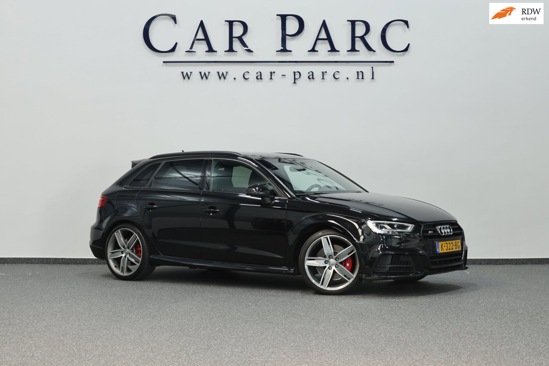 Audi S3 Sportback 2.0 TFSI S3 360+PK AKRAPOVIC/FACELIFT/VIRTUAL/HALF LEDER+ALCANTARA+S.VERWARMING/CRUISE/ECC/12 MND GARANTIE! 2018 - voorkant