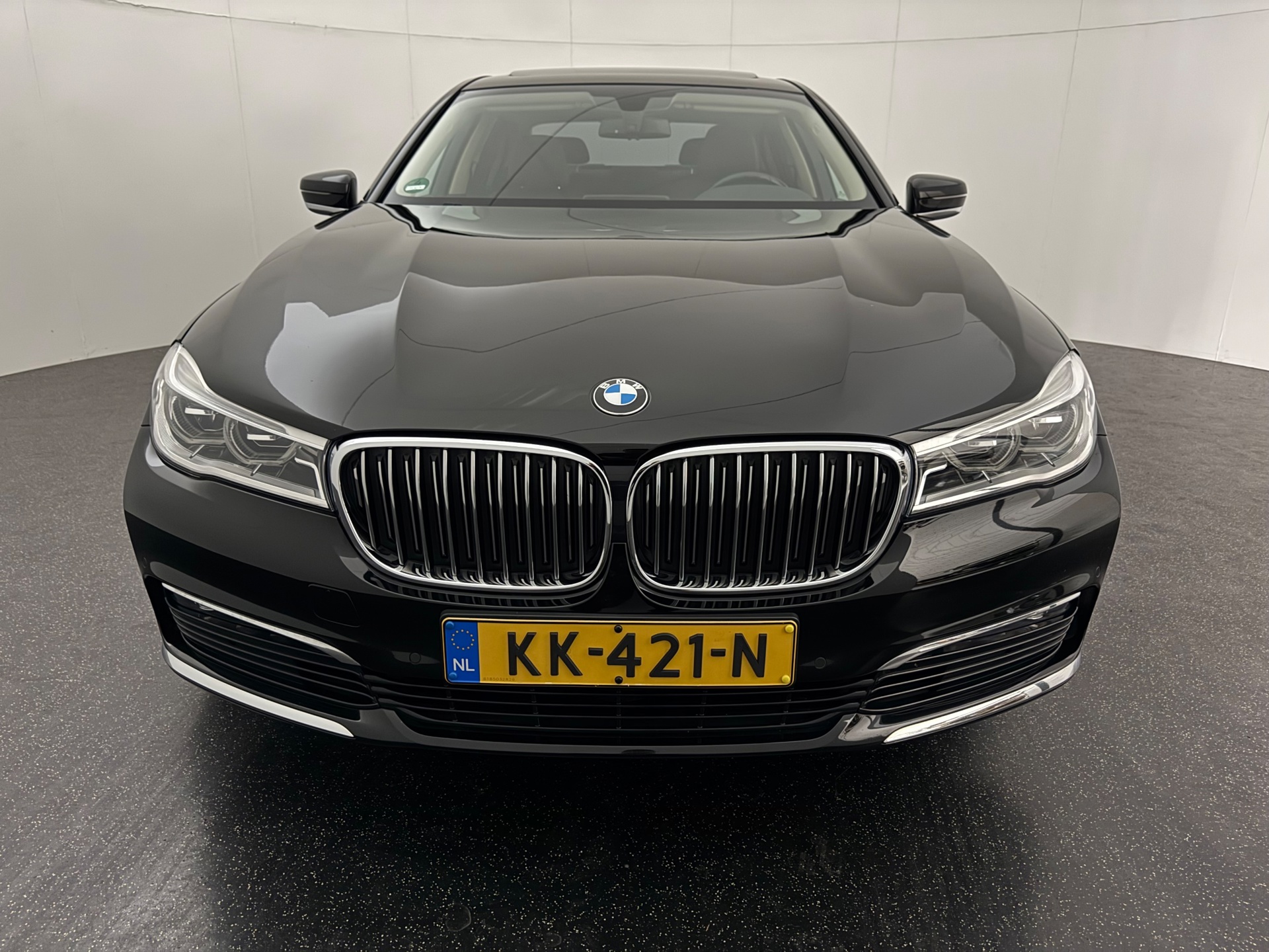 Foto van BMW 740i