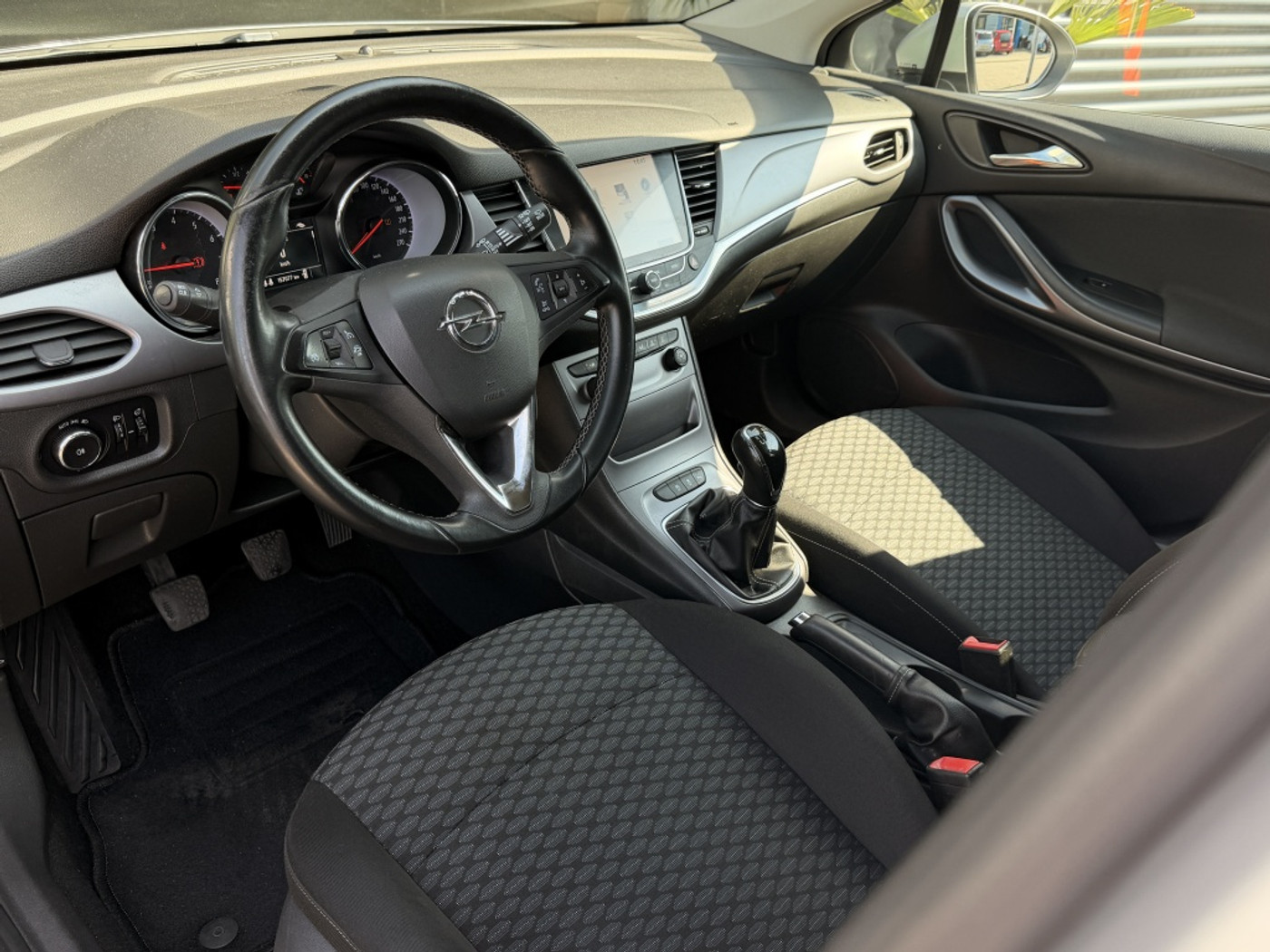 Foto van Opel Astra Sports Tourer